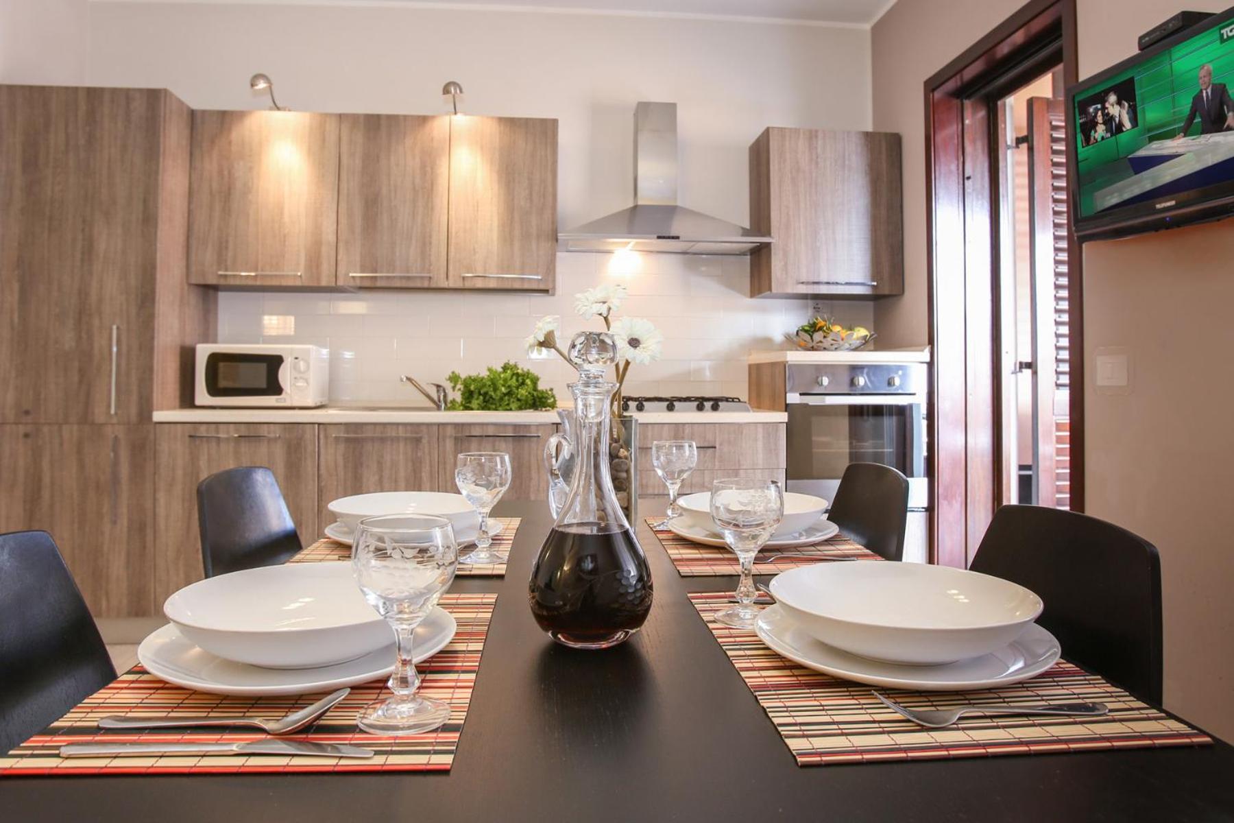 One-Bedroom House - Photo 3
