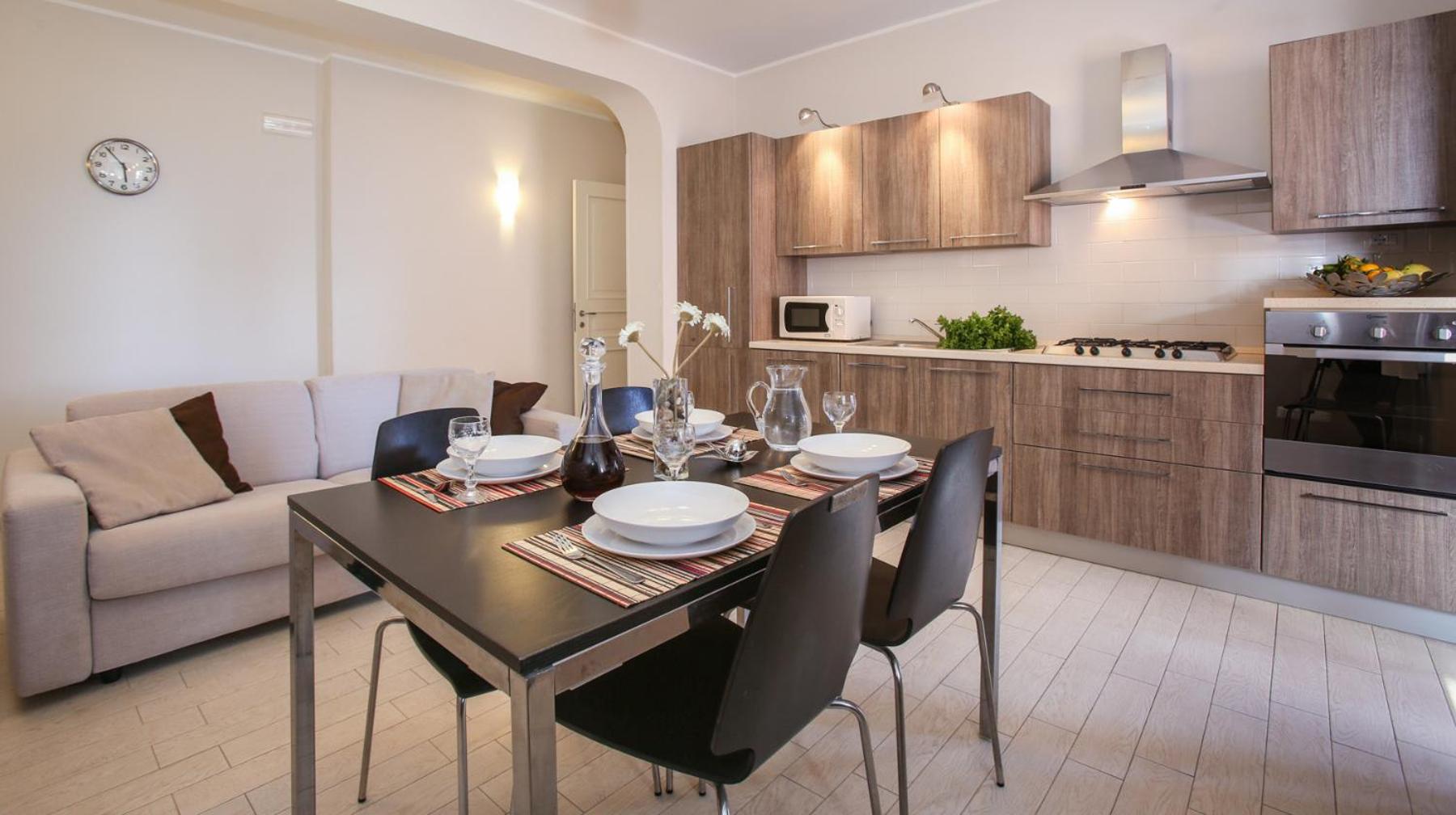 One-Bedroom House - Photo 25