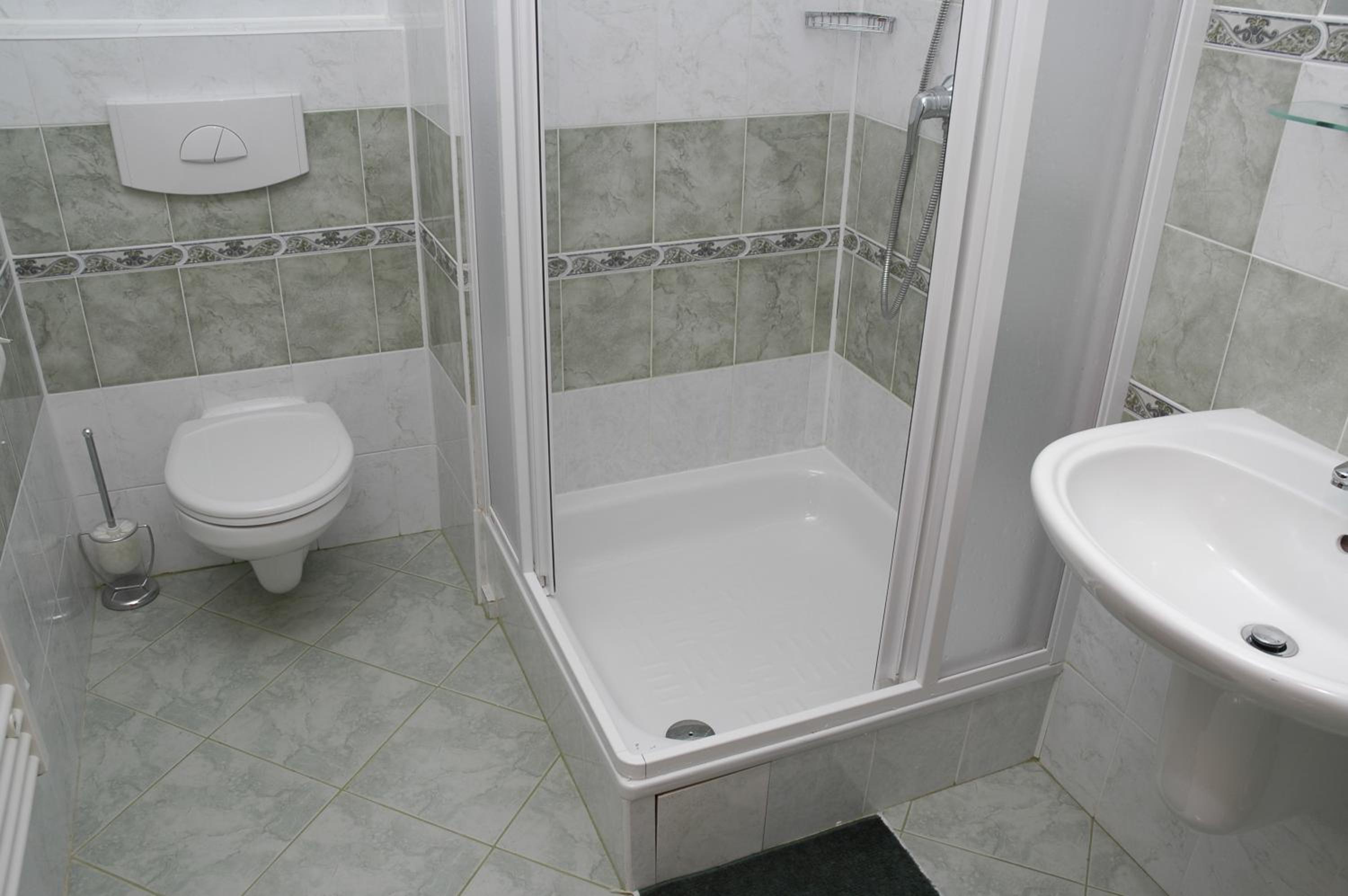 Deluxe Room (2 Adults + 1 Child) photo 3