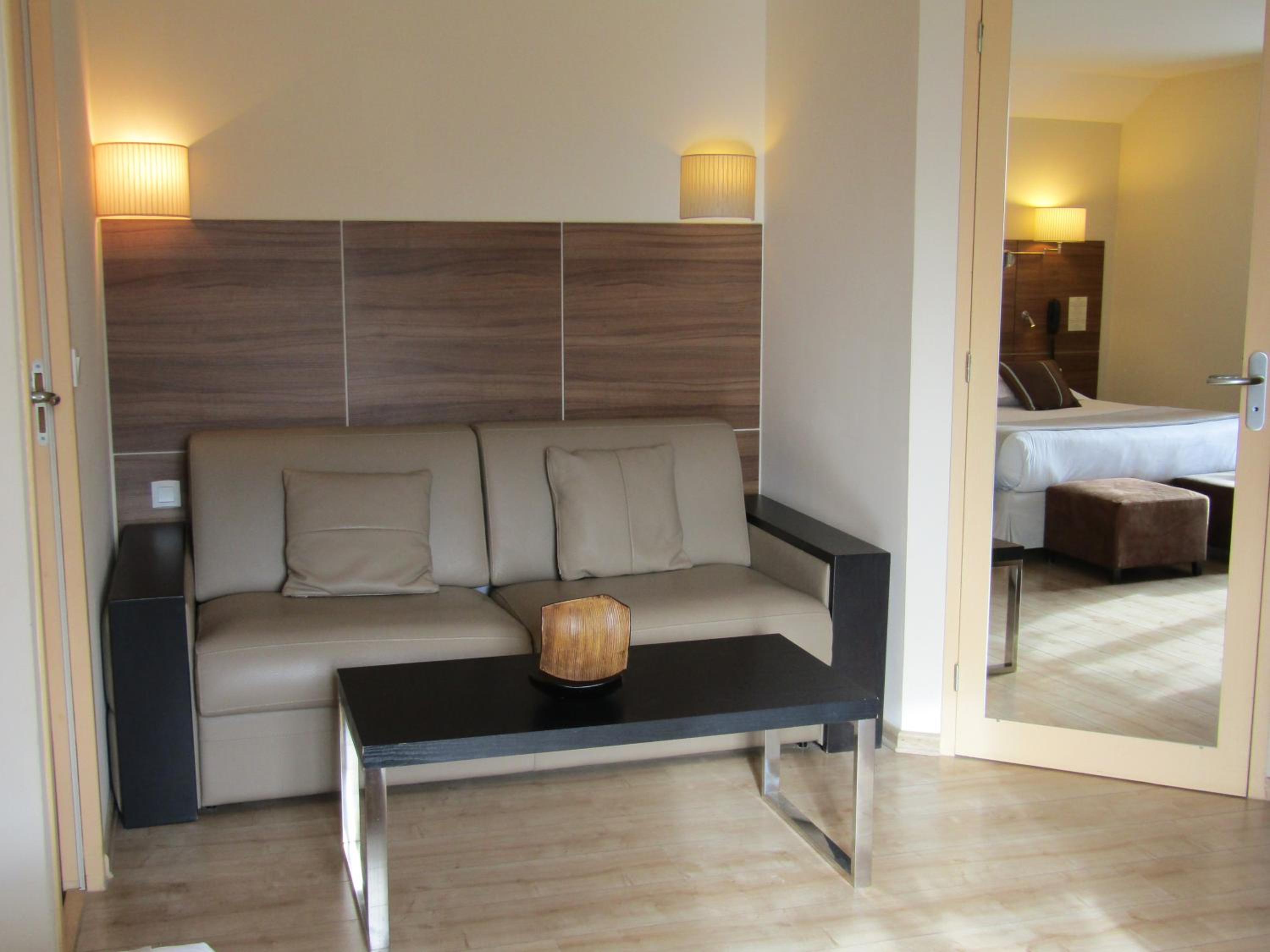 Comfort Family Room - Photo 7