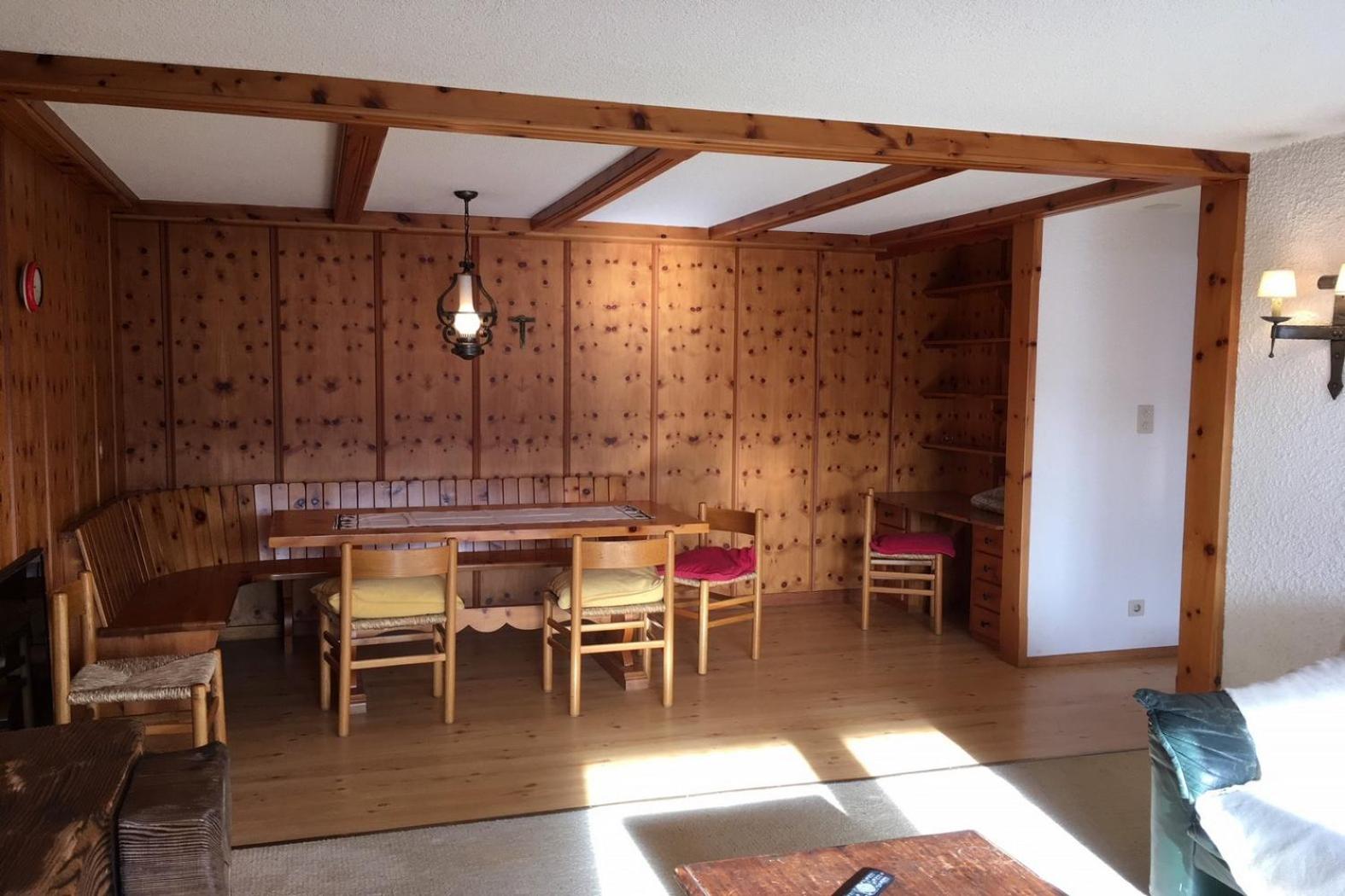 Apartment with Mountain View photo 2
