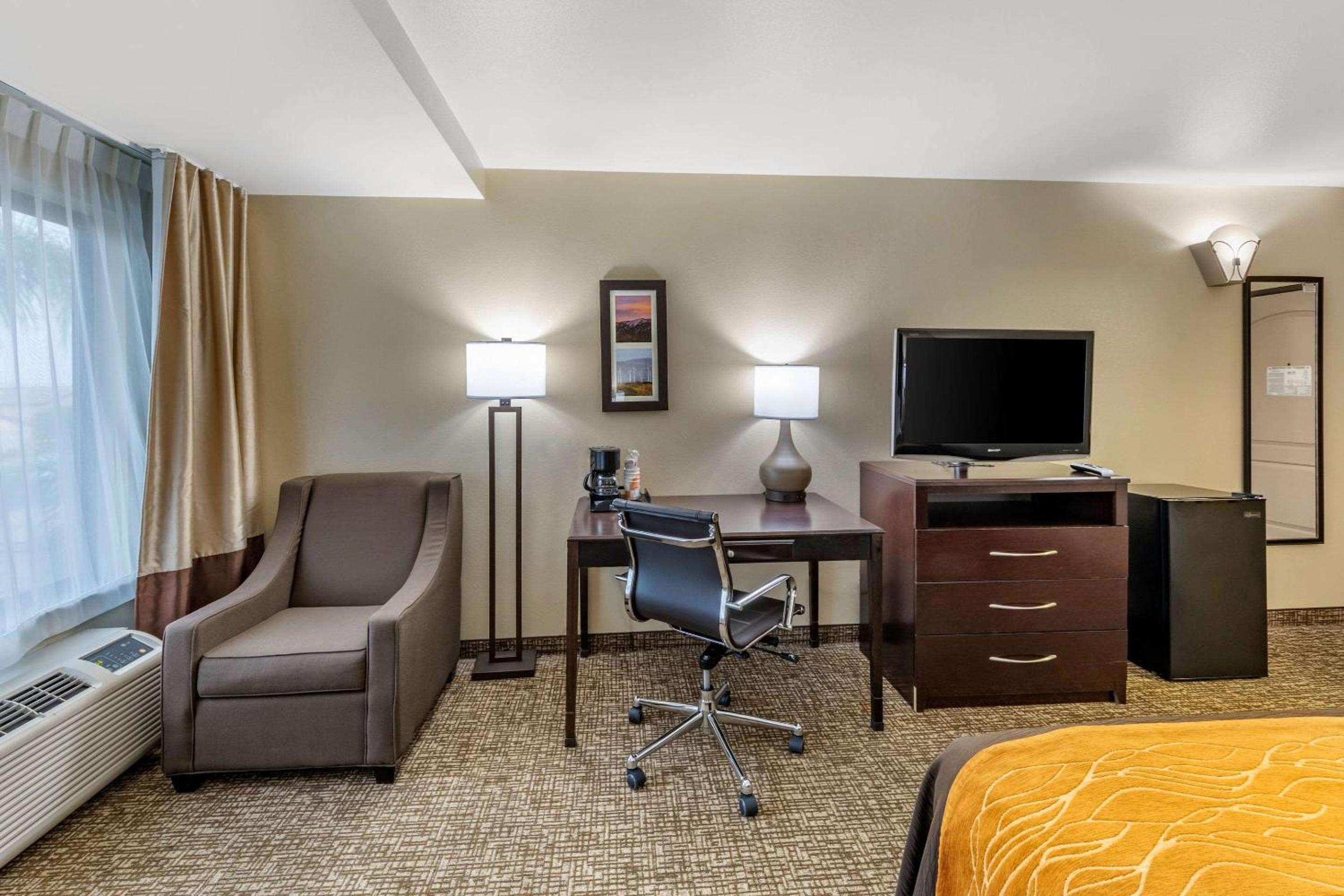 Comfort Inn & Suites San Bernardino, Foto 6