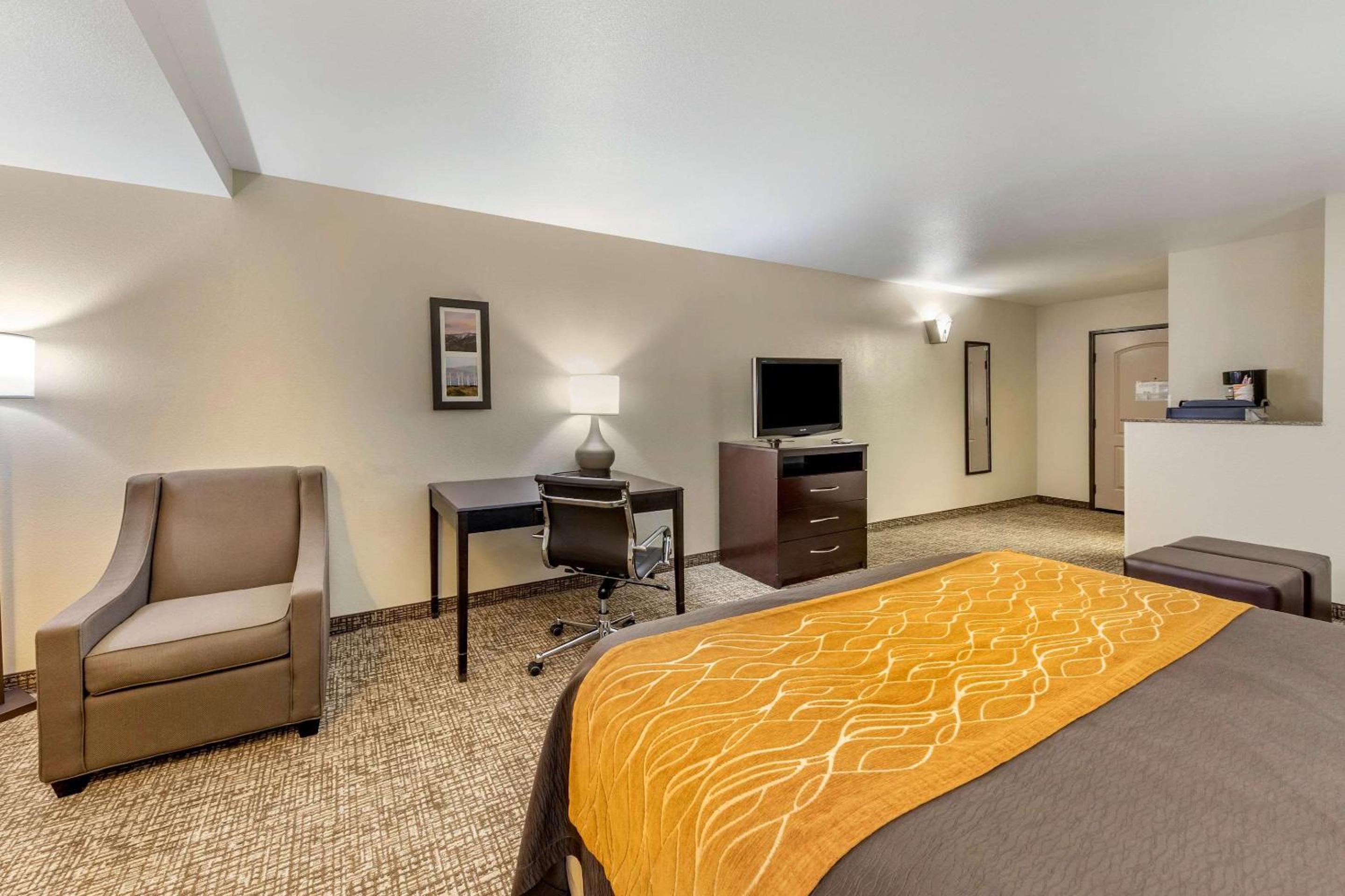 Comfort Inn & Suites San Bernardino, Foto 2