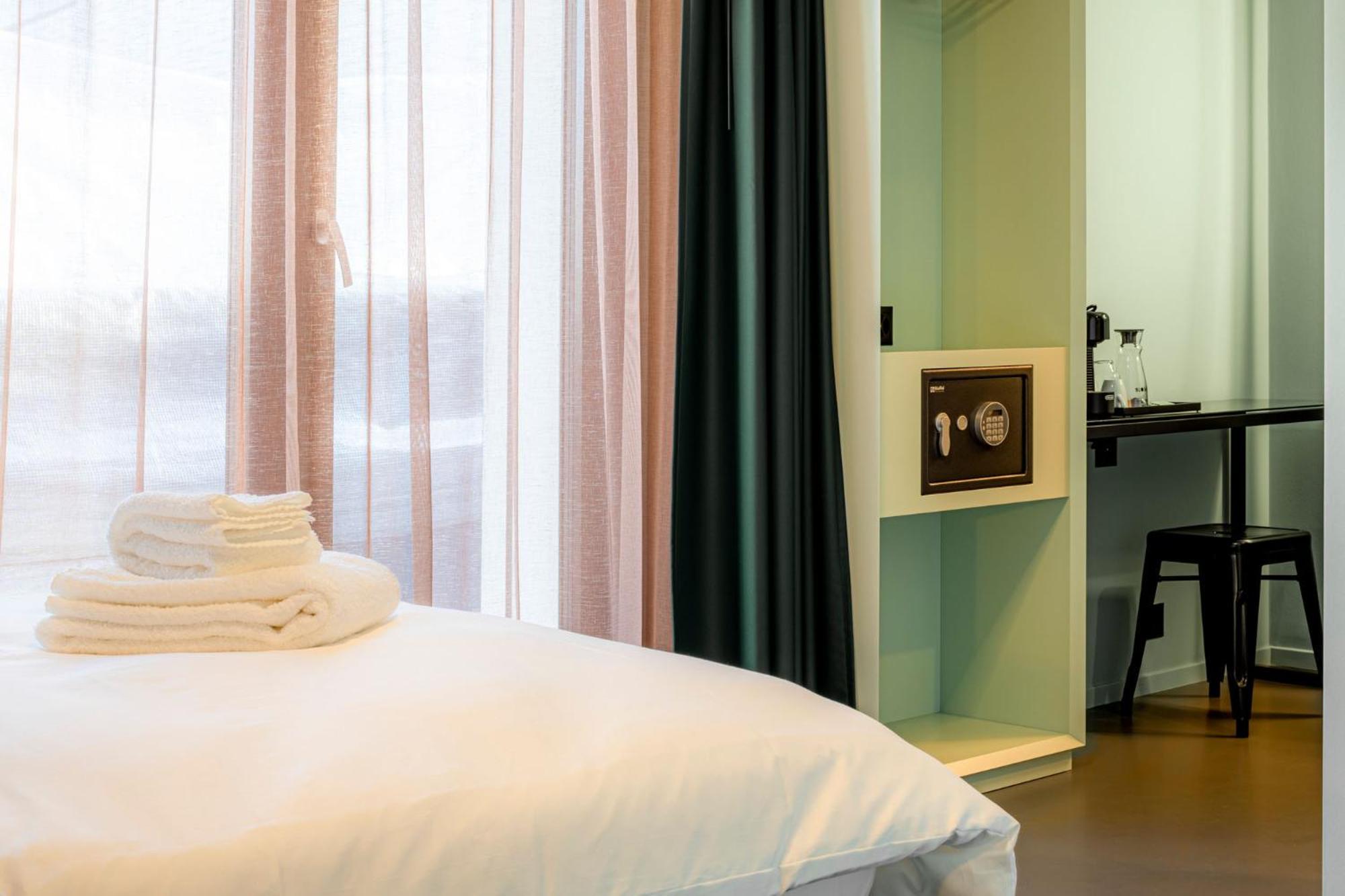 Single Room with Balcony