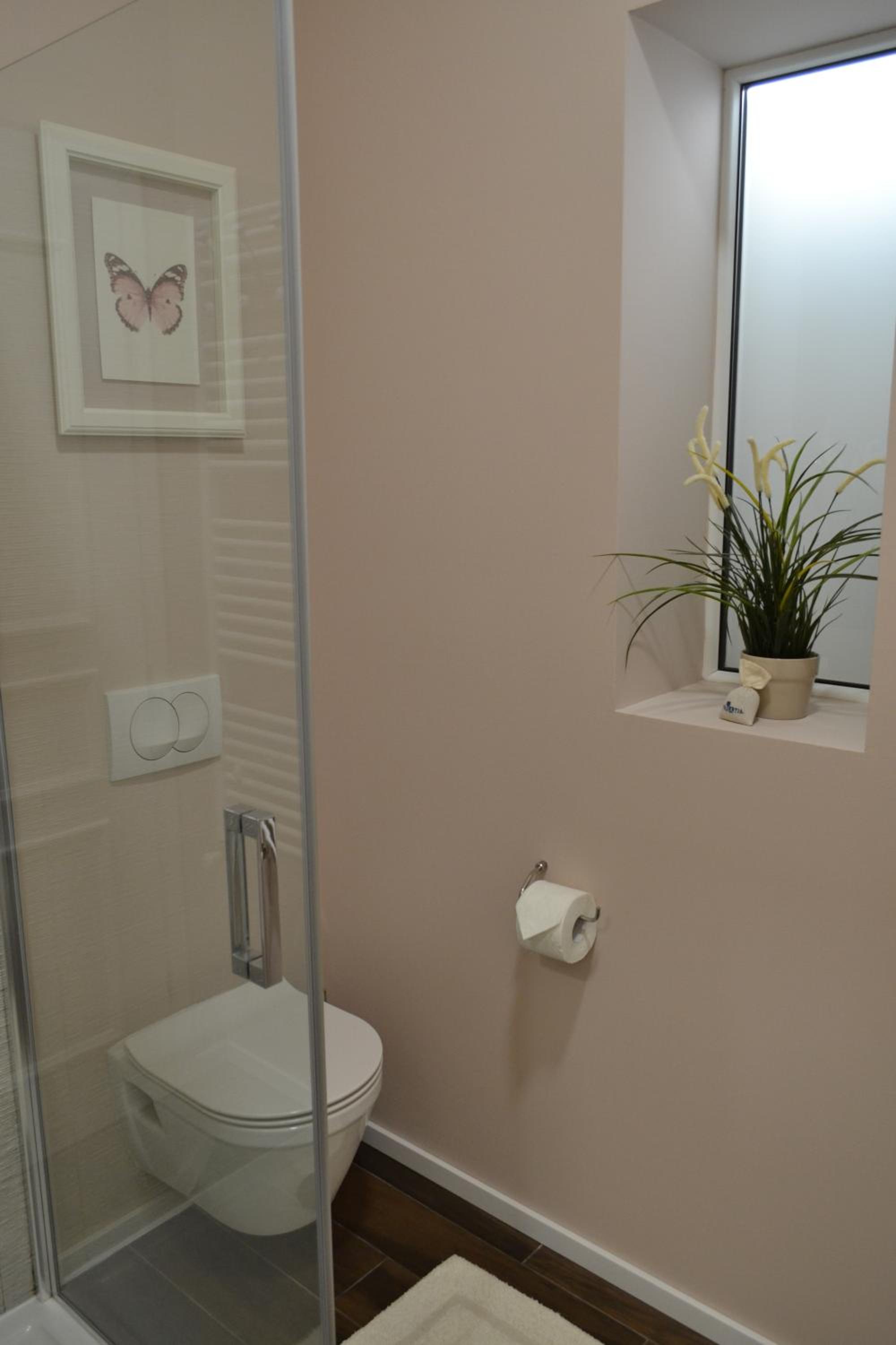 One-Bedroom Apartment - Photo 17
