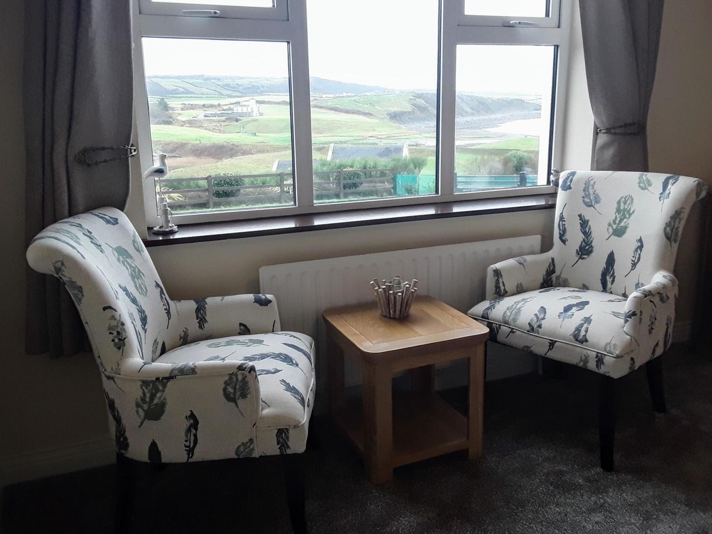 Double Room with Sea View - Photo 2