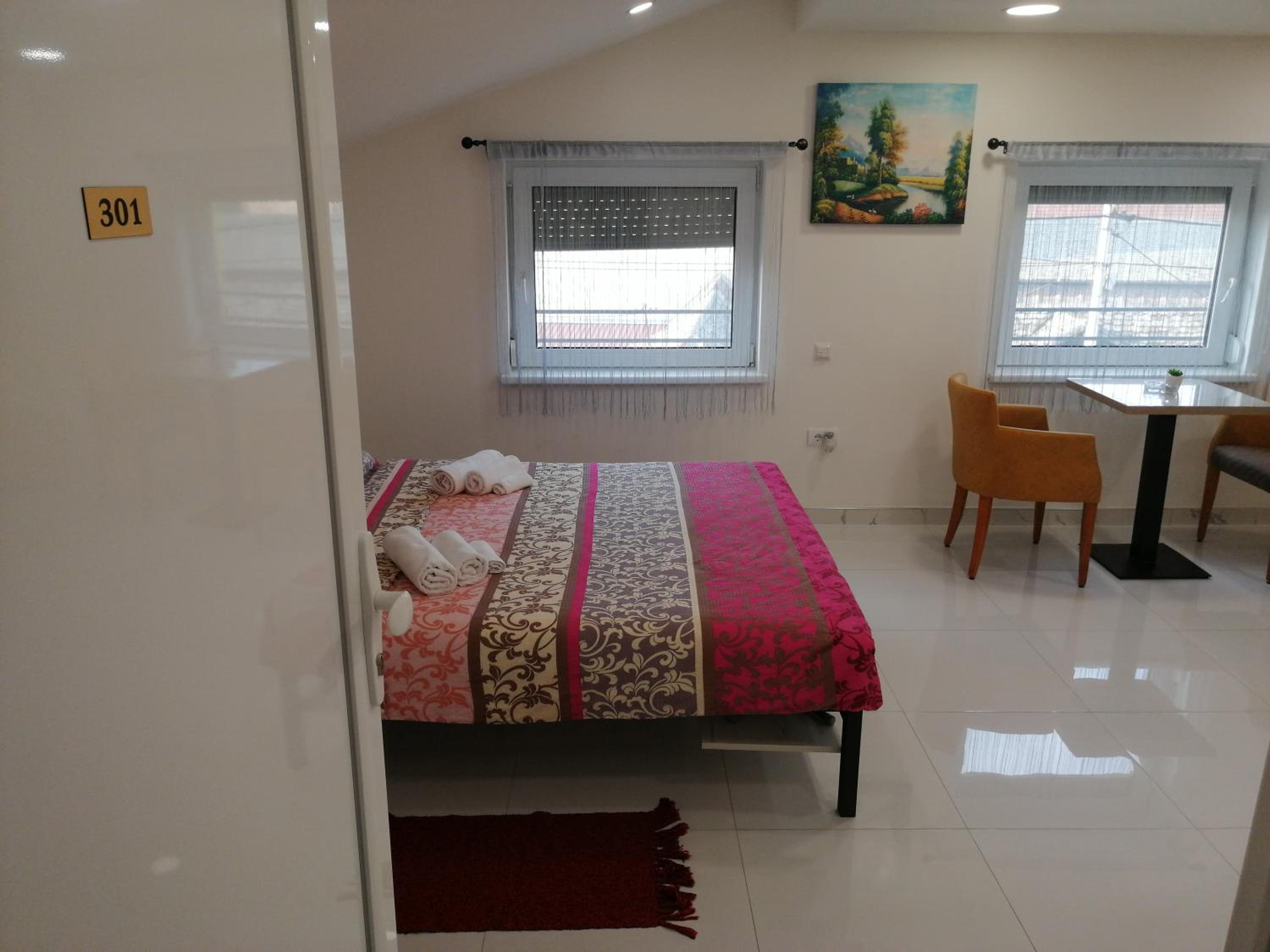 Deluxe Triple Room photo 1