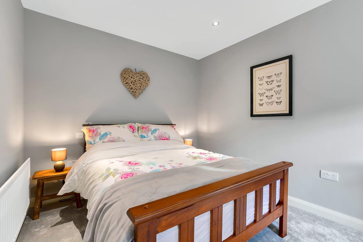 Three-Bedroom House photo 3