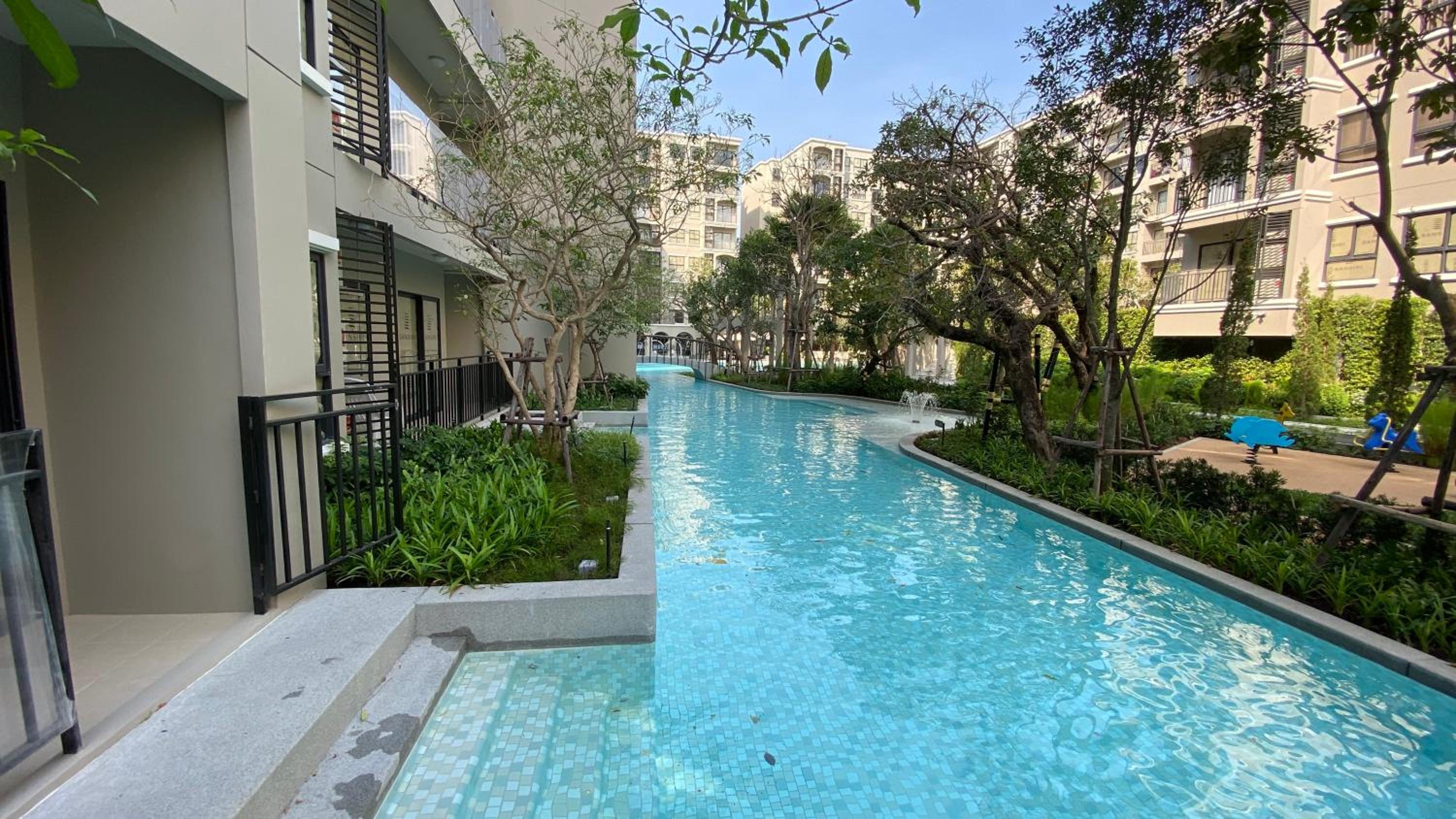 Apartment with Pool View  - Photo 59