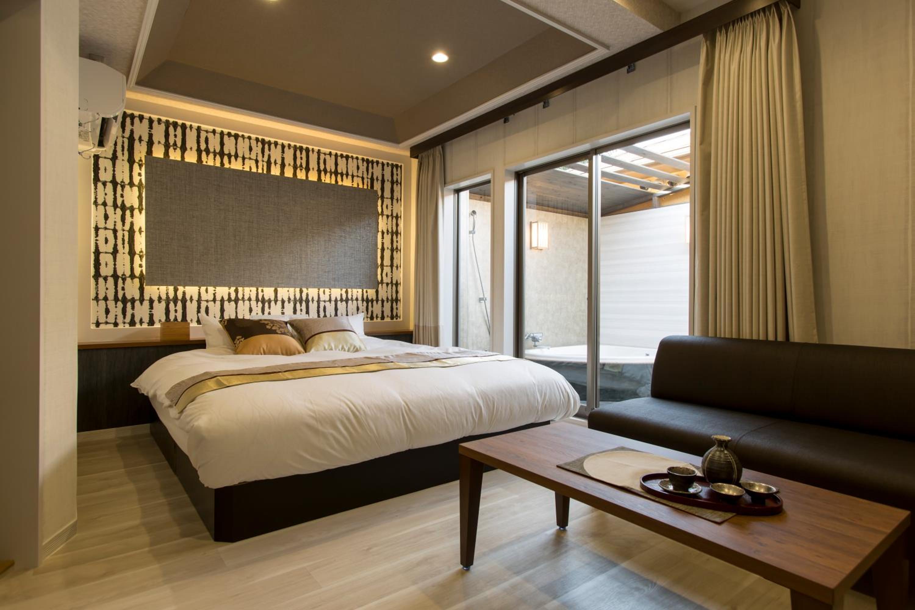 Double room with Open-Air Bath - Photo 1