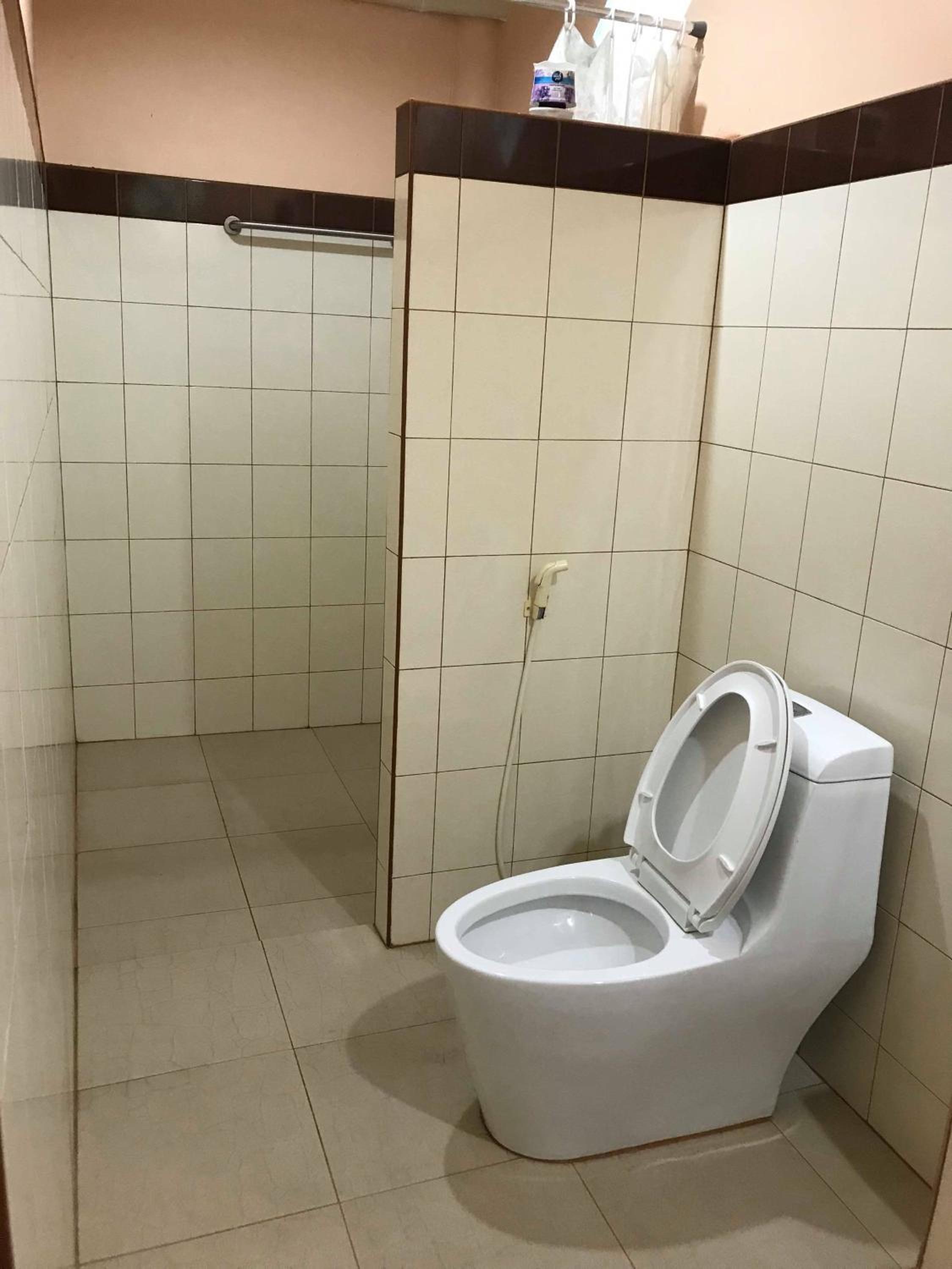 Standard Twin Room - Photo 2