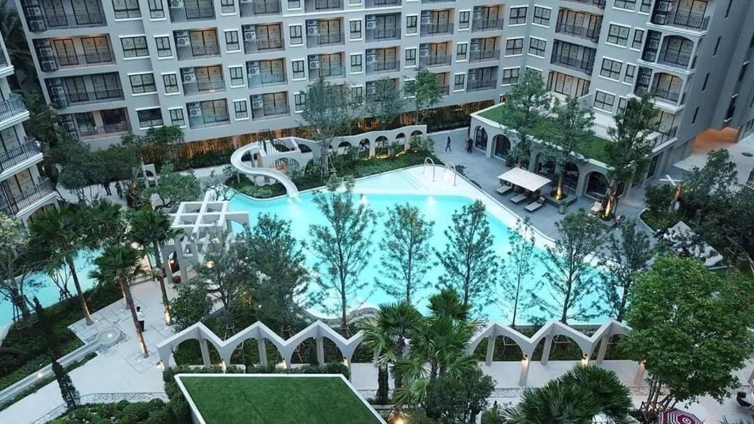 Apartment with Pool View  - Photo 11