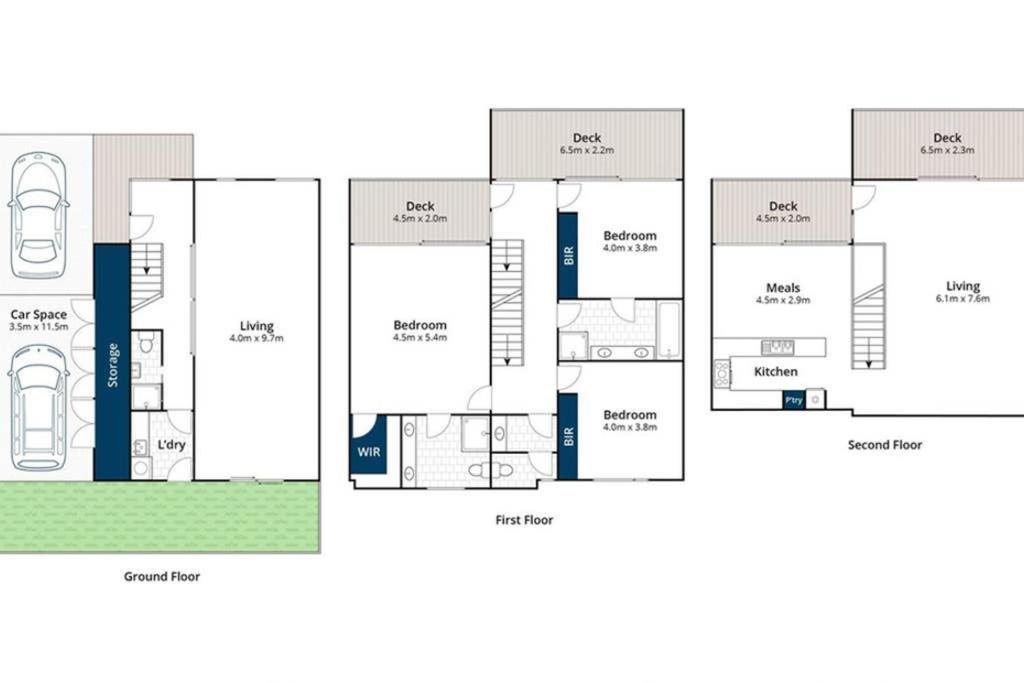 Four-Bedroom House photo 2