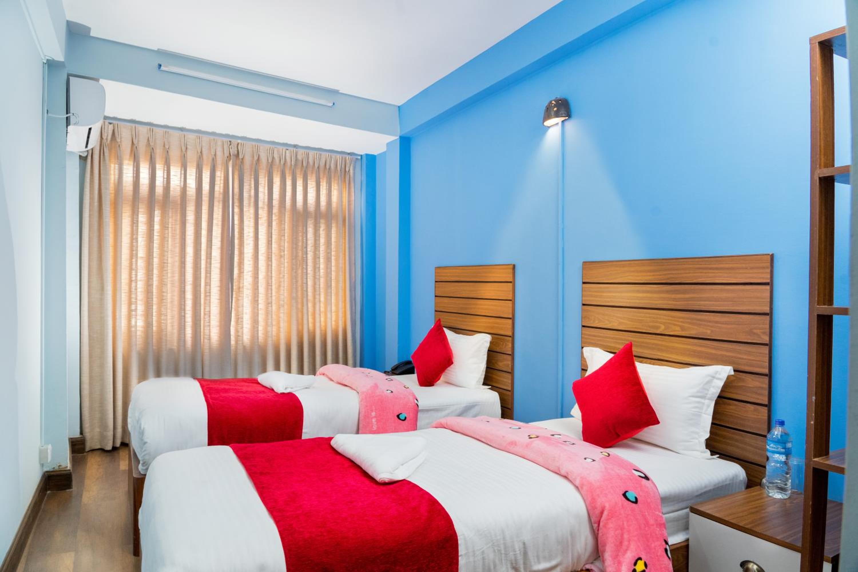 Deluxe Twin Room - Photo 1