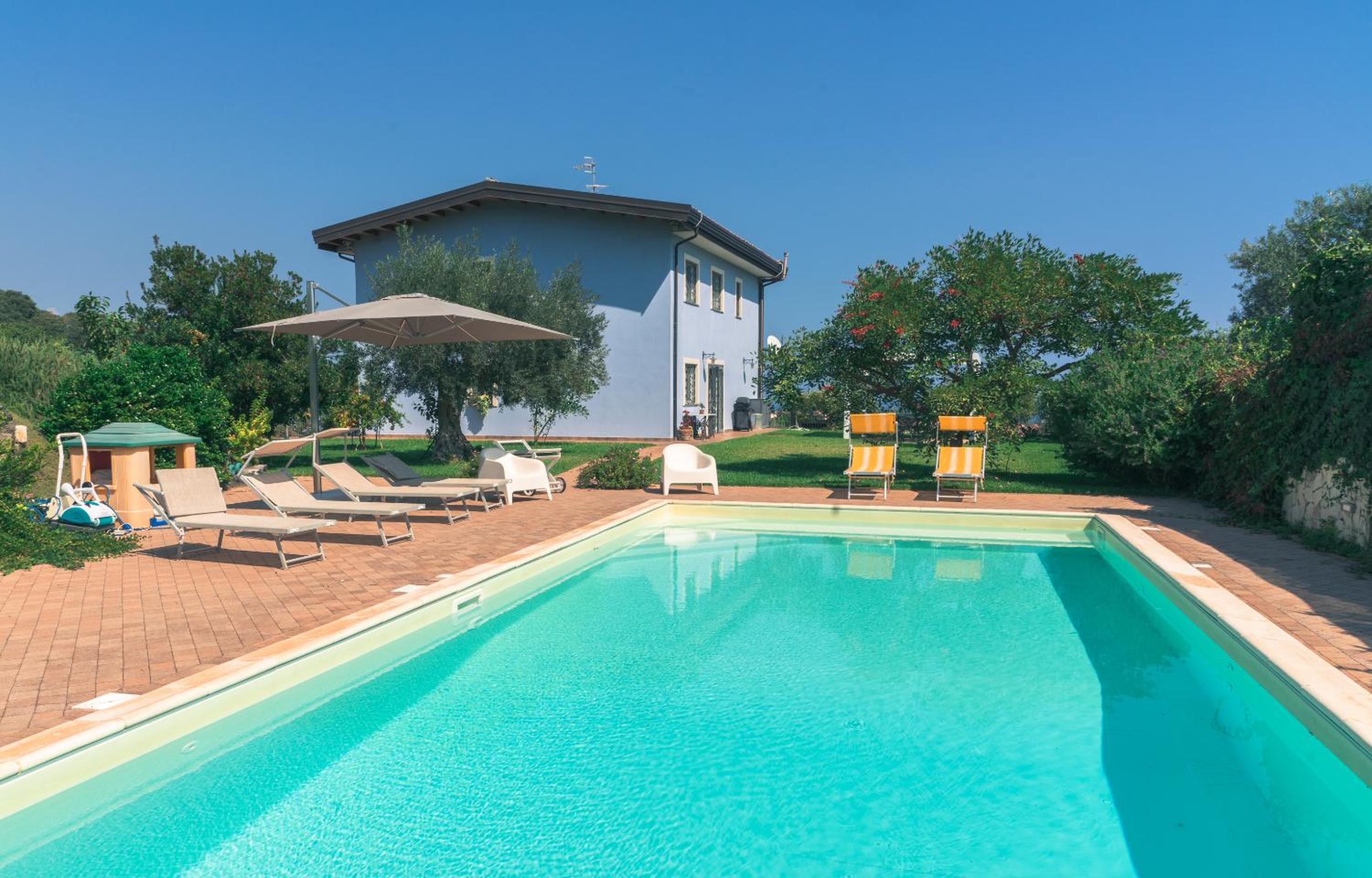 Villa with Private Pool photo 2