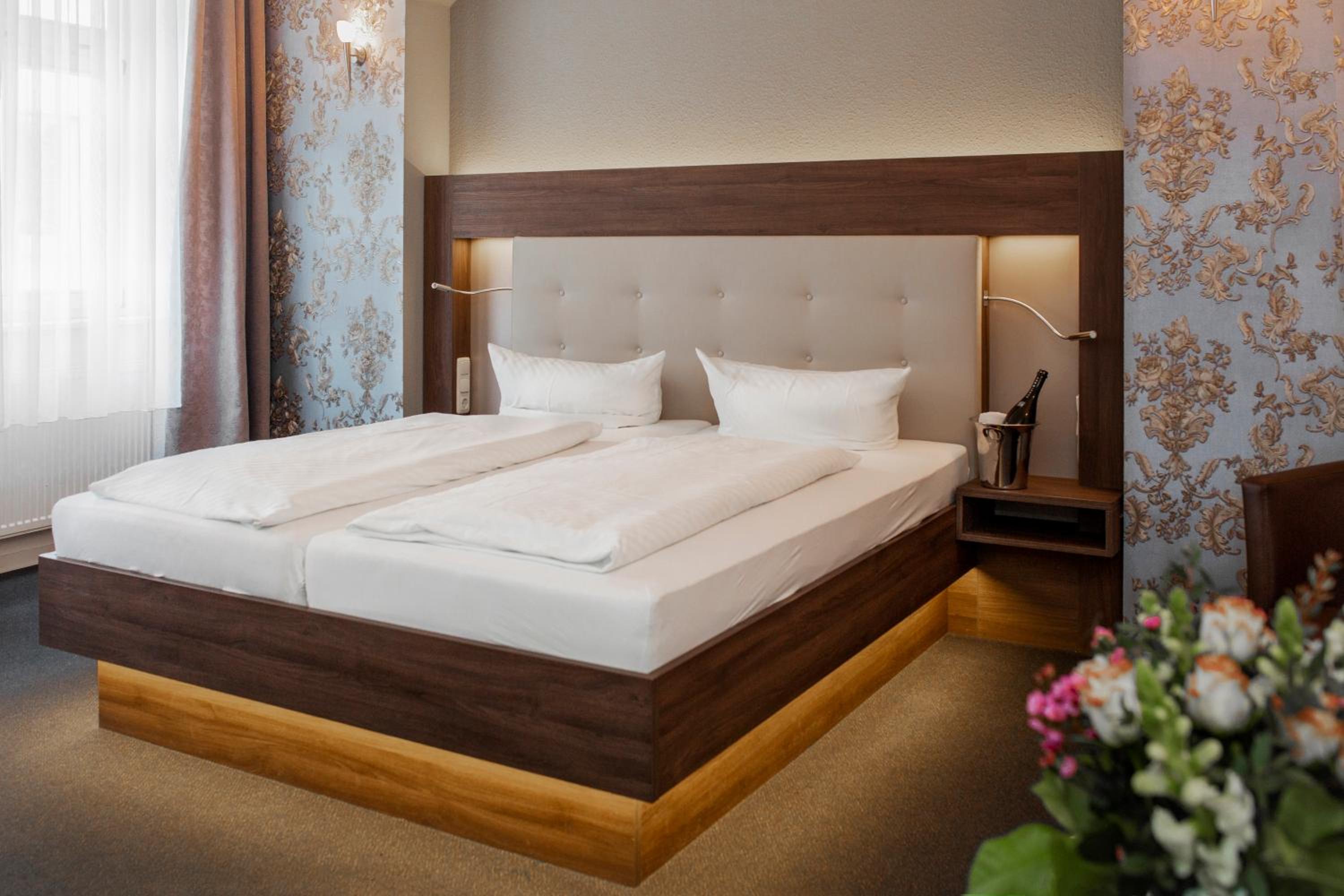 Double Room - Photo 1
