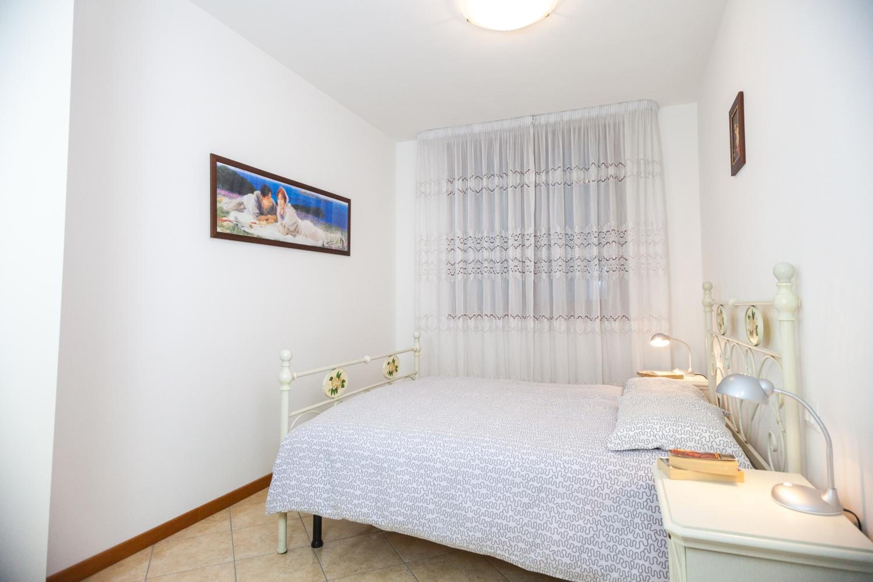 One-Bedroom Apartment with Garden View