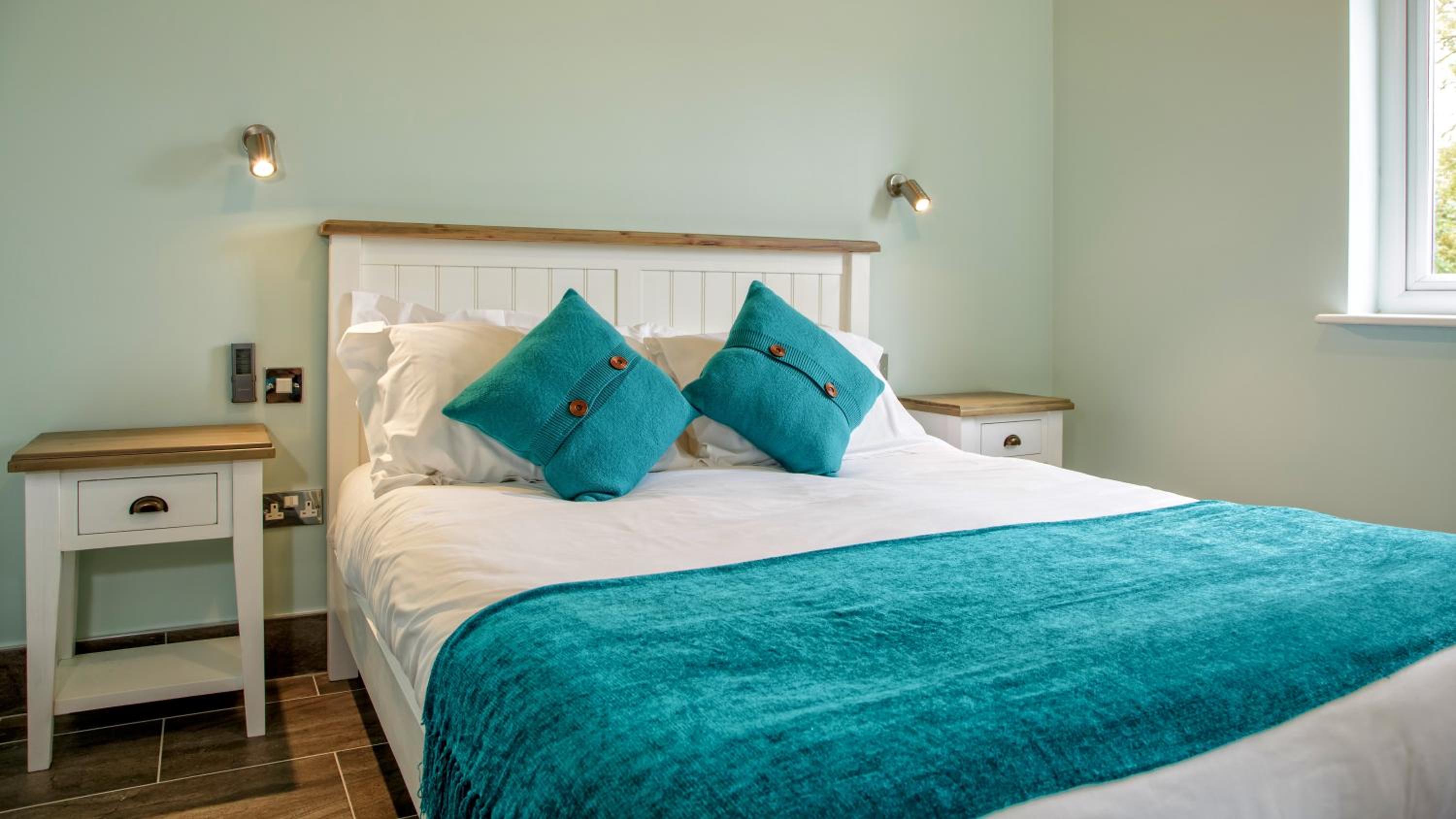 Quadruple Room with Private Bathroom - Photo 5