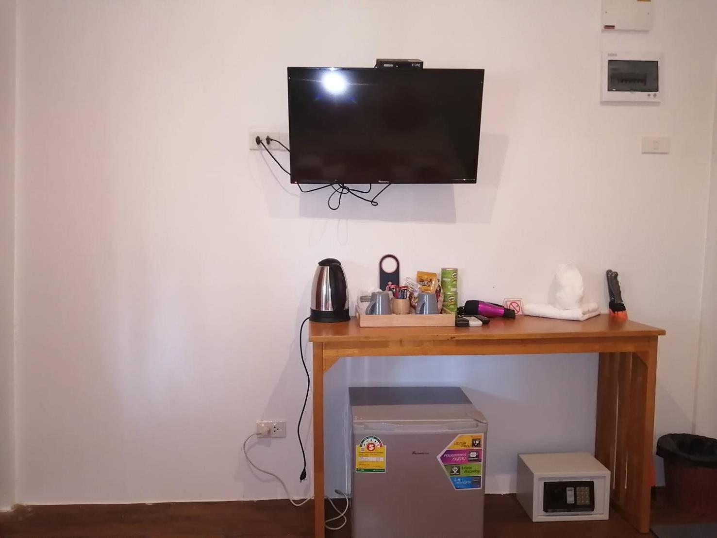 Double Room with Garden View - Photo 4