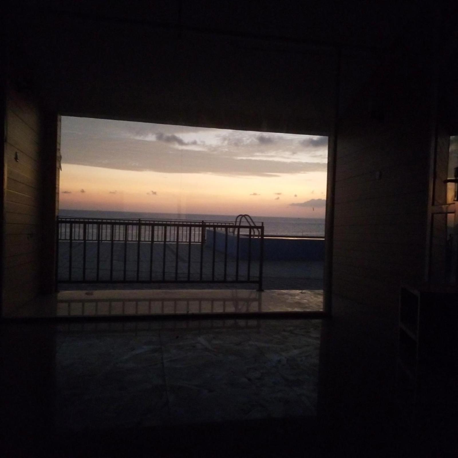 Deluxe Triple Room with Sea View - Photo 17