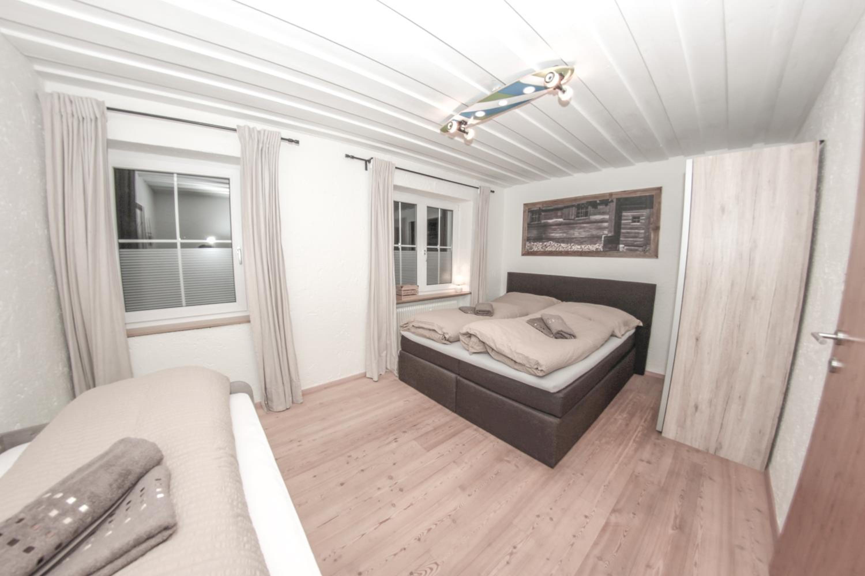 Three-Bedroom Apartment - Photo 32