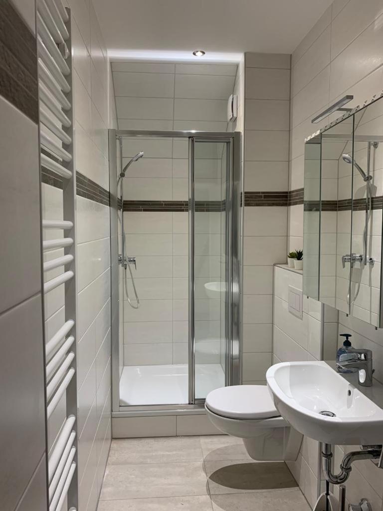 Standard Double Room with Shared Bathroom photo 3