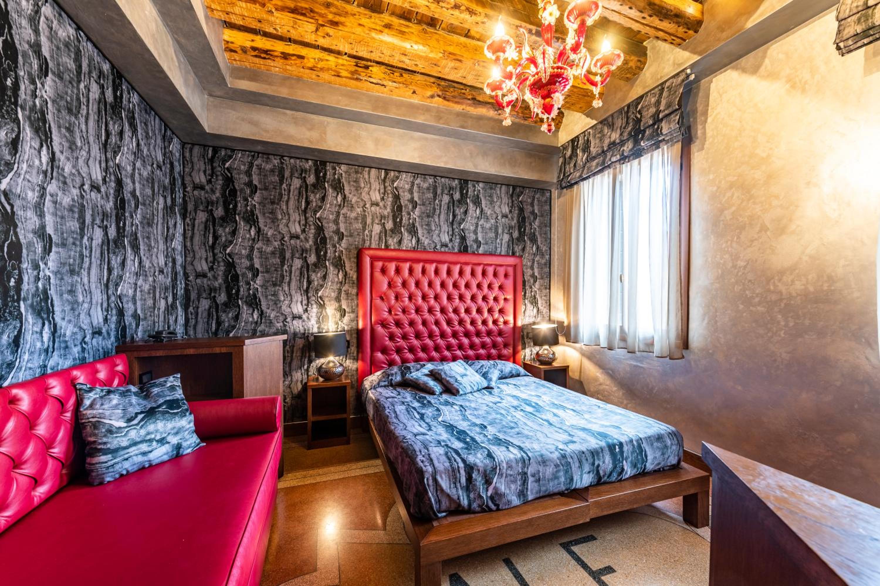 Superior Double Room - Photo 3