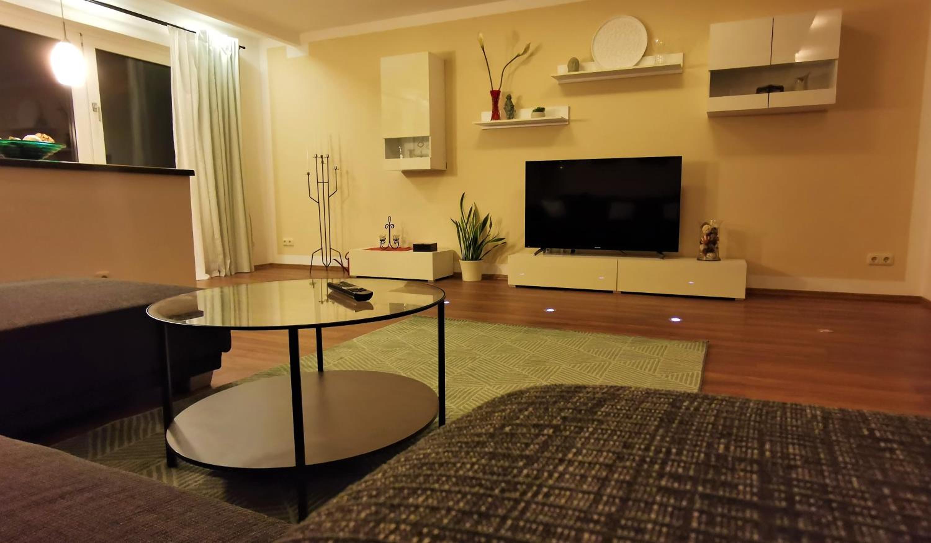 Three-Bedroom Apartment - Photo 3