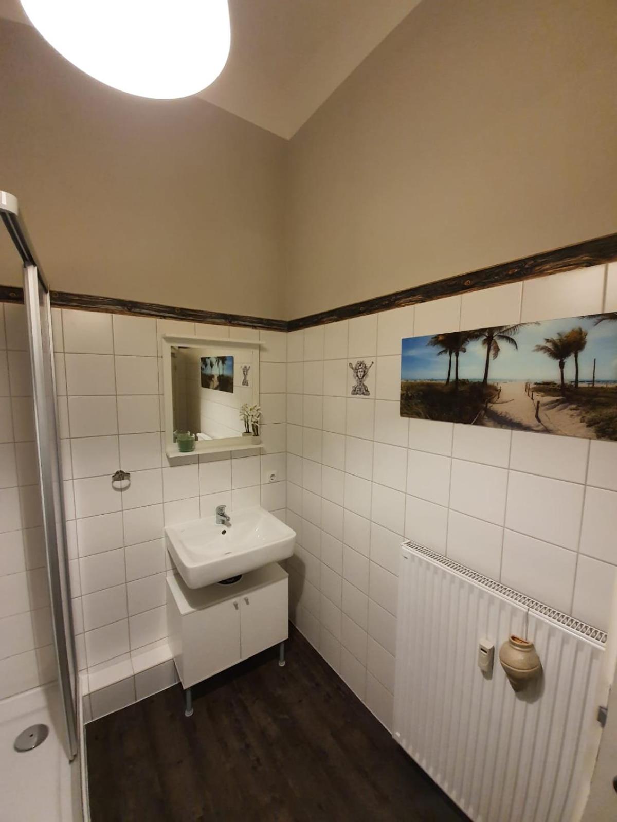 Quadruple Room With Private Bathroom photo 2