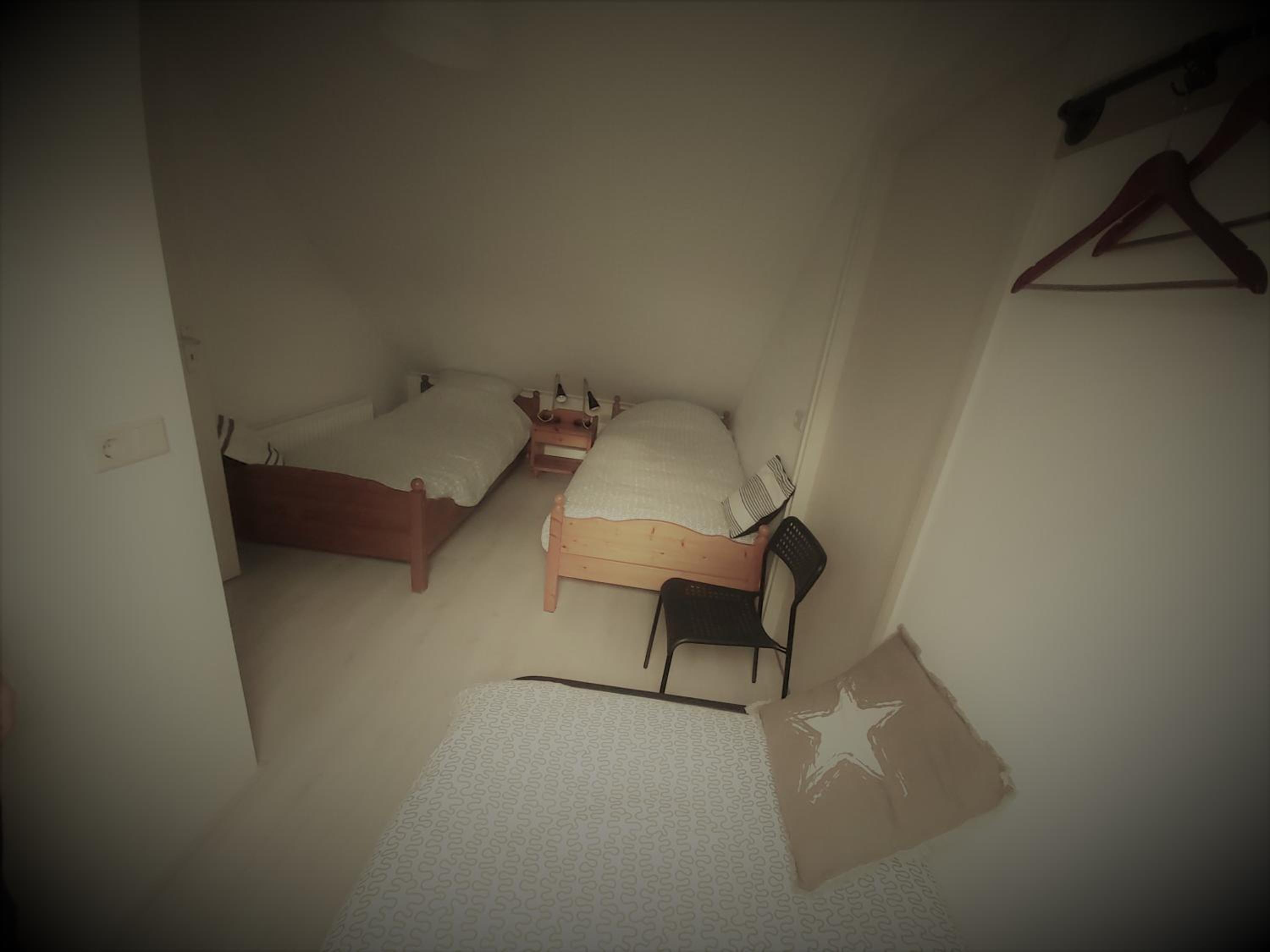 Apartment with Terrace - Photo 7