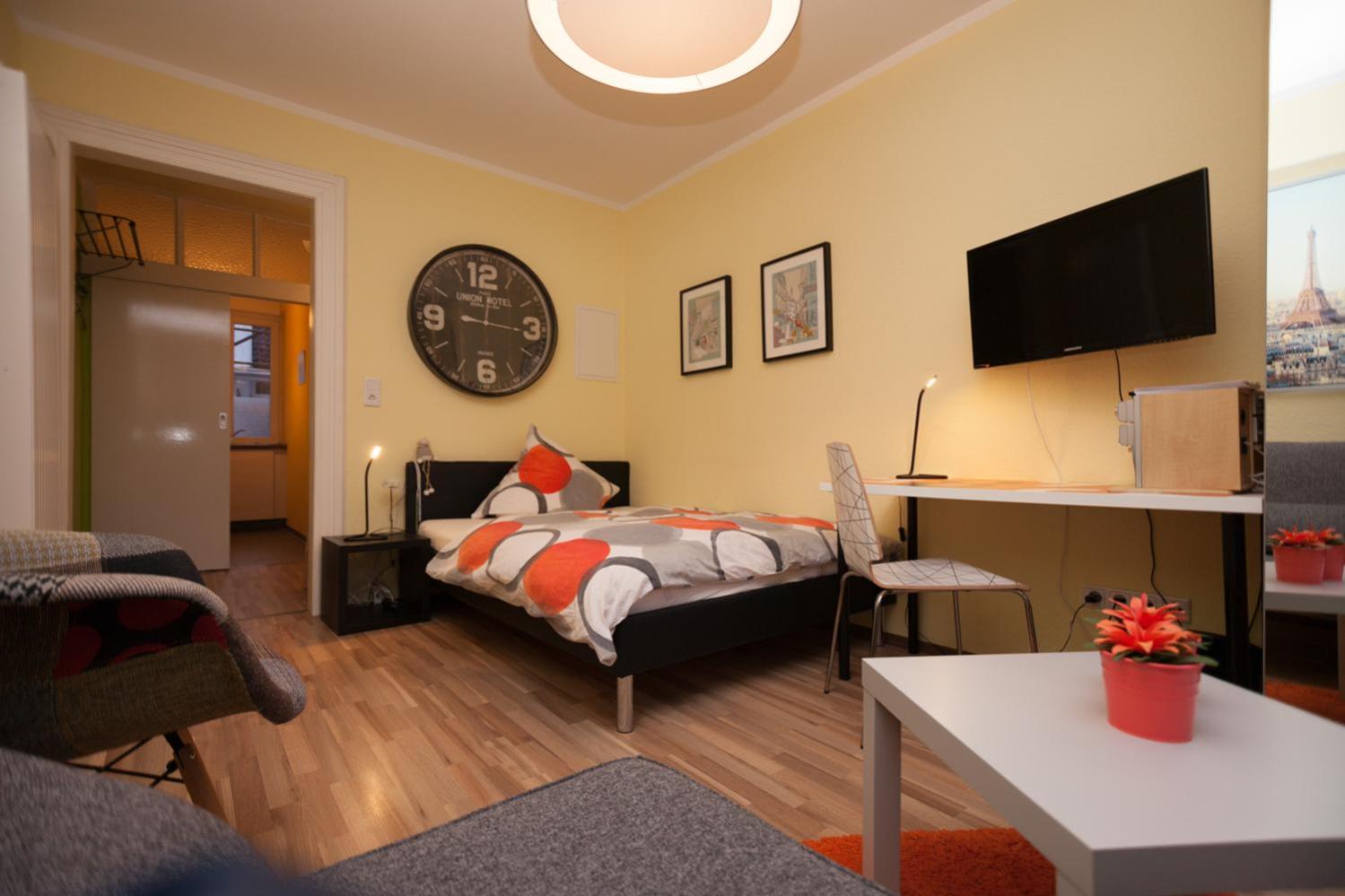 Studio Apartment photo 1