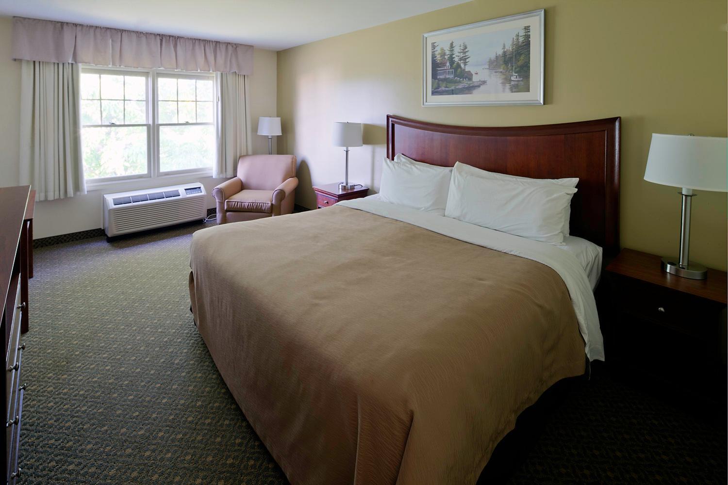 Standard King Room - Non-Smoking  photo 3