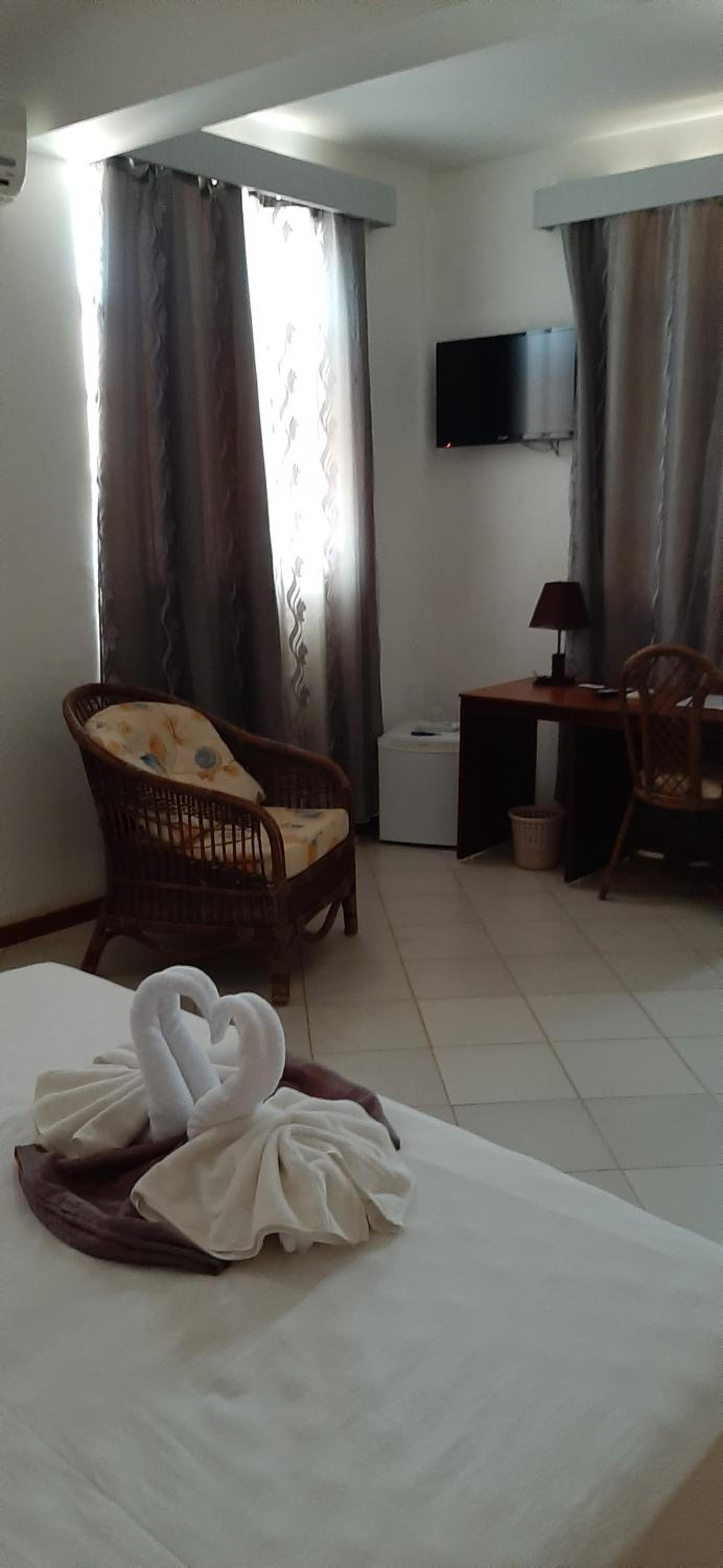 Deluxe Suite with Sea View photo 3