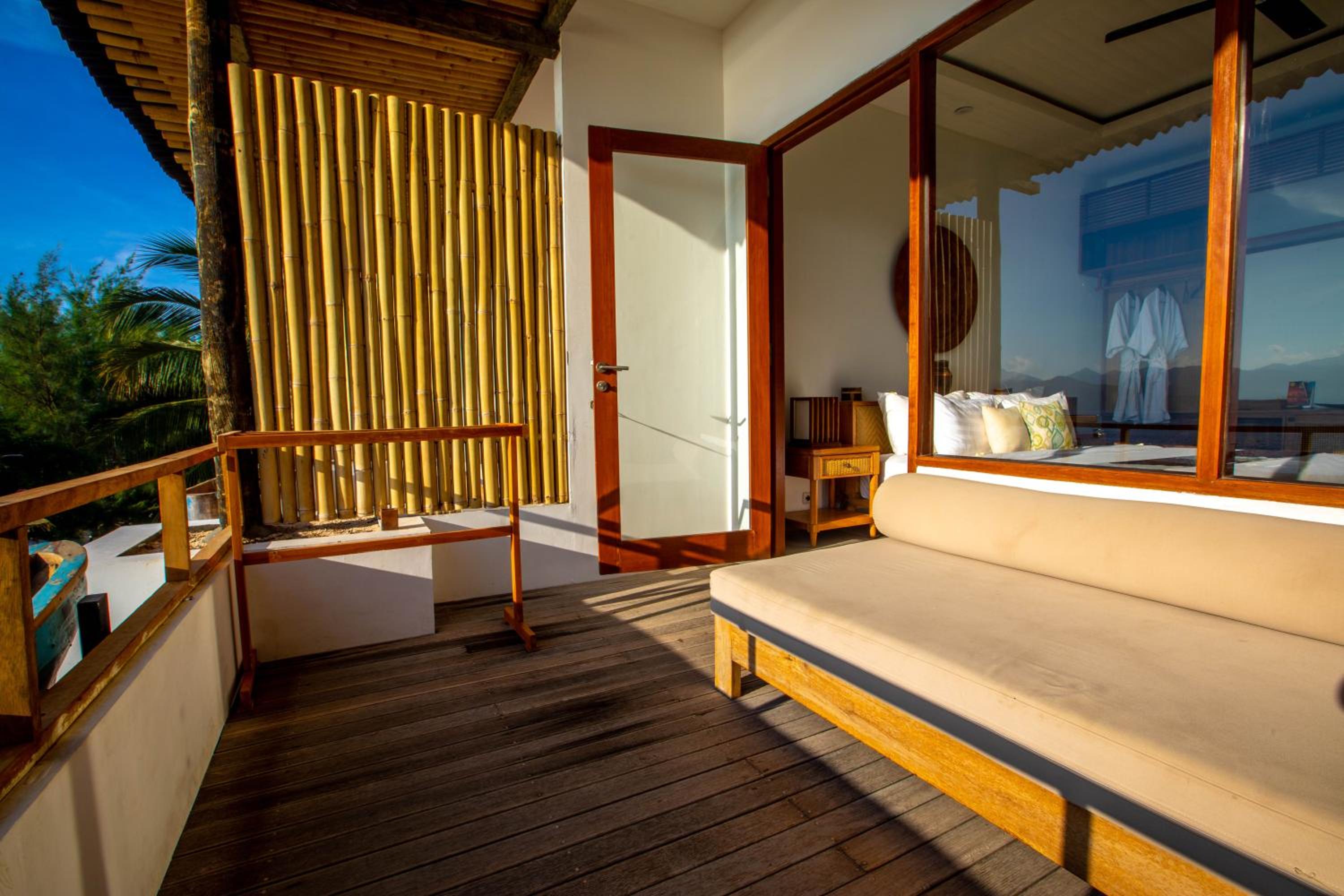 Sea View Room photo 3
