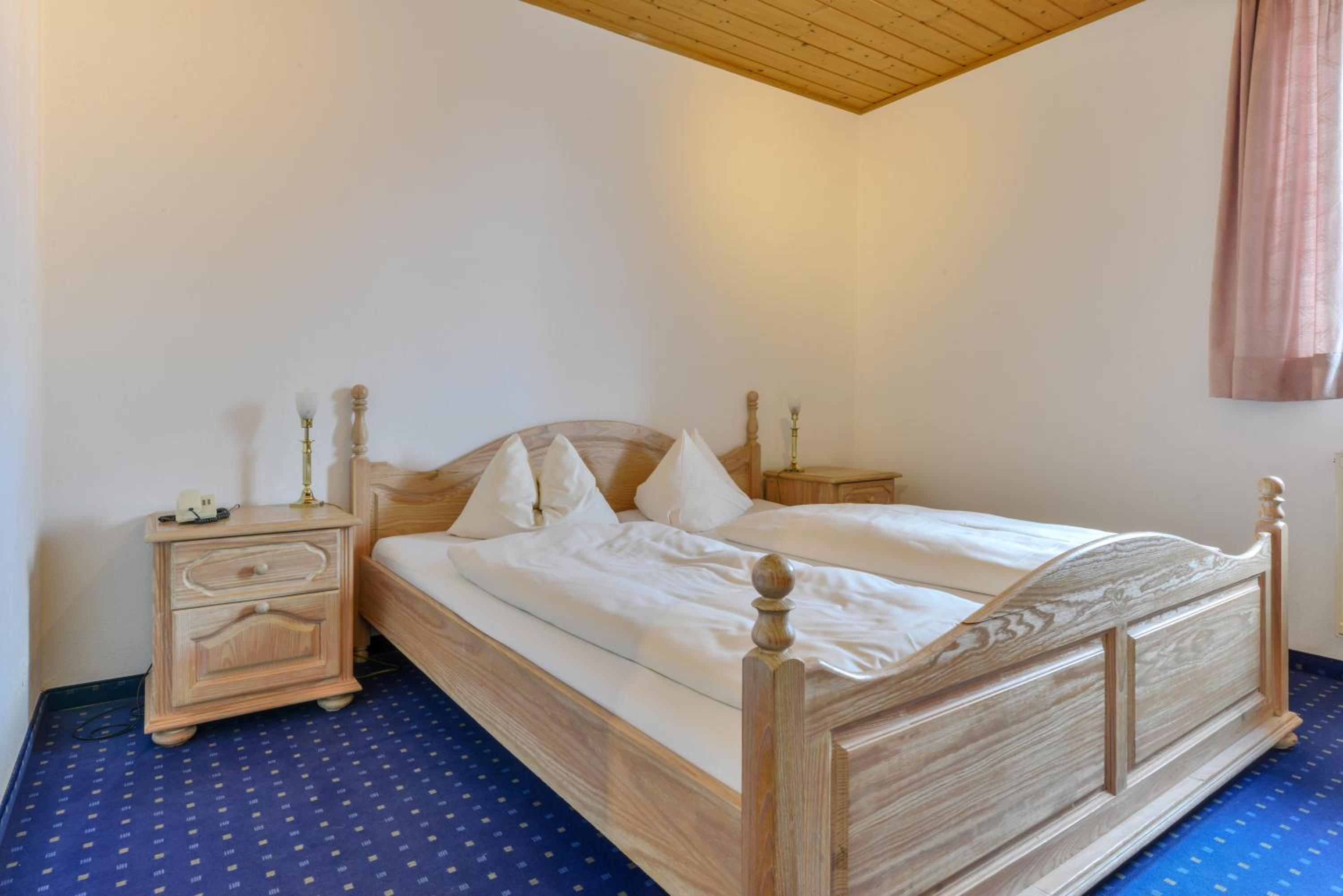Classic Double or Twin Room - Photo 3