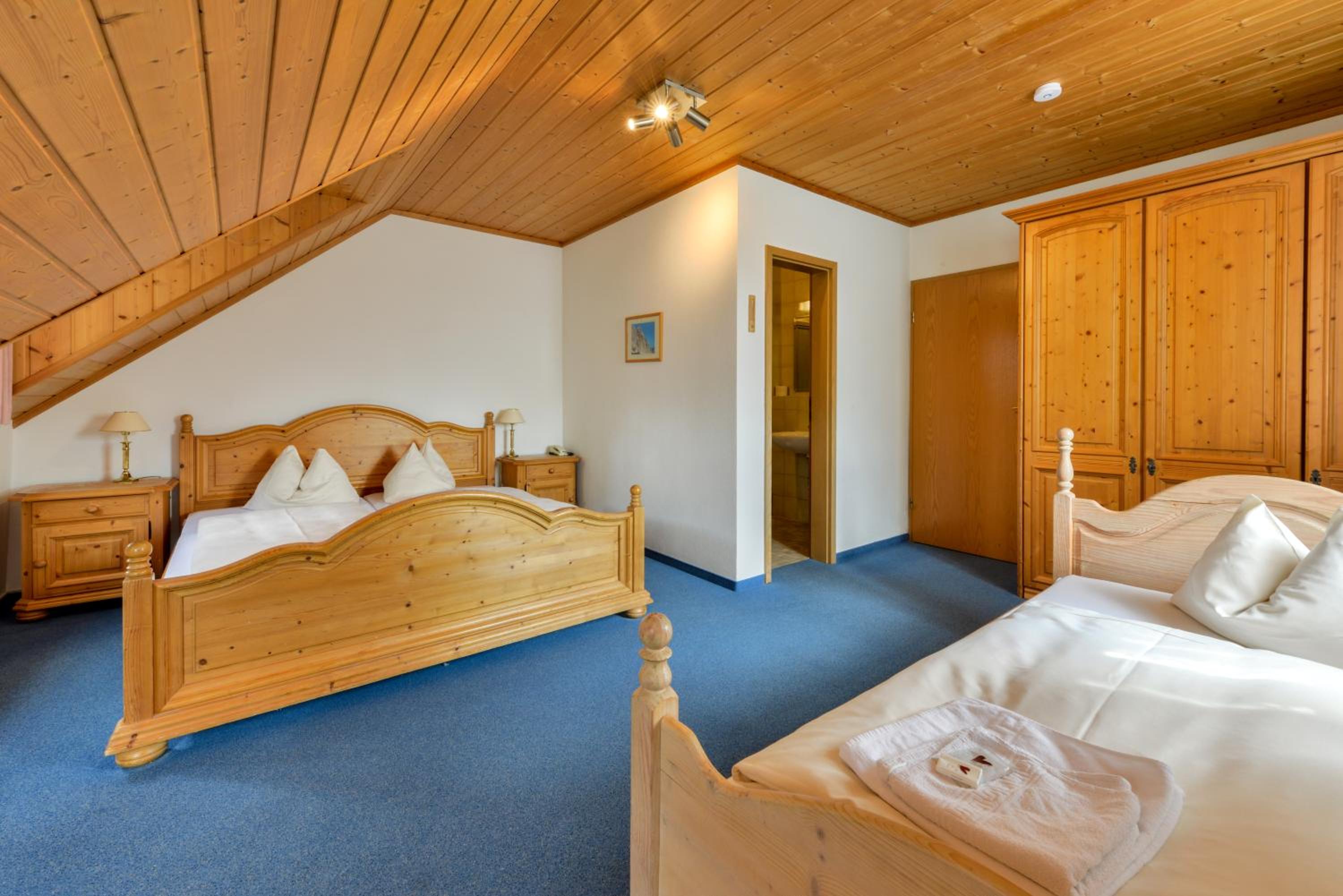 Classic Triple Room - Photo 1