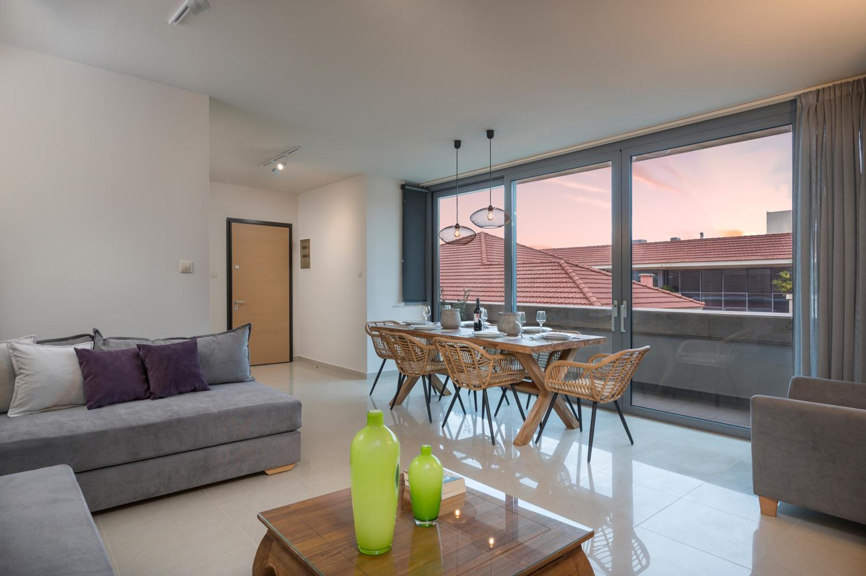 Superior One-Bedroom Apartment photo 3