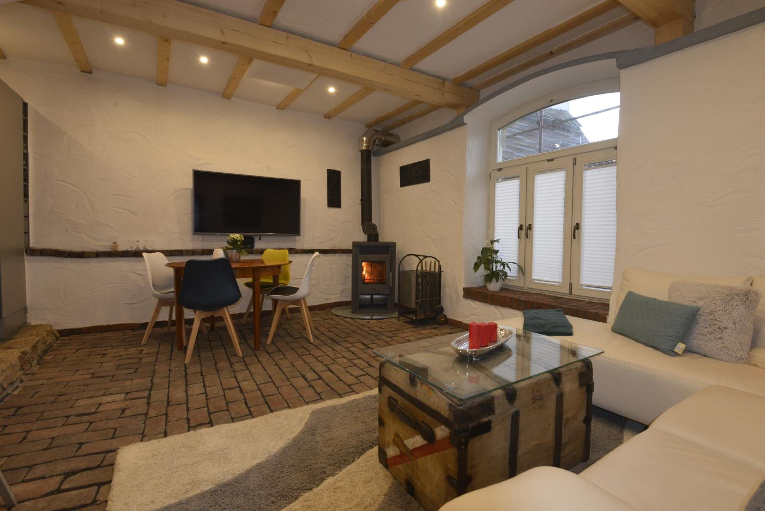Three-Bedroom Villa - Photo 19