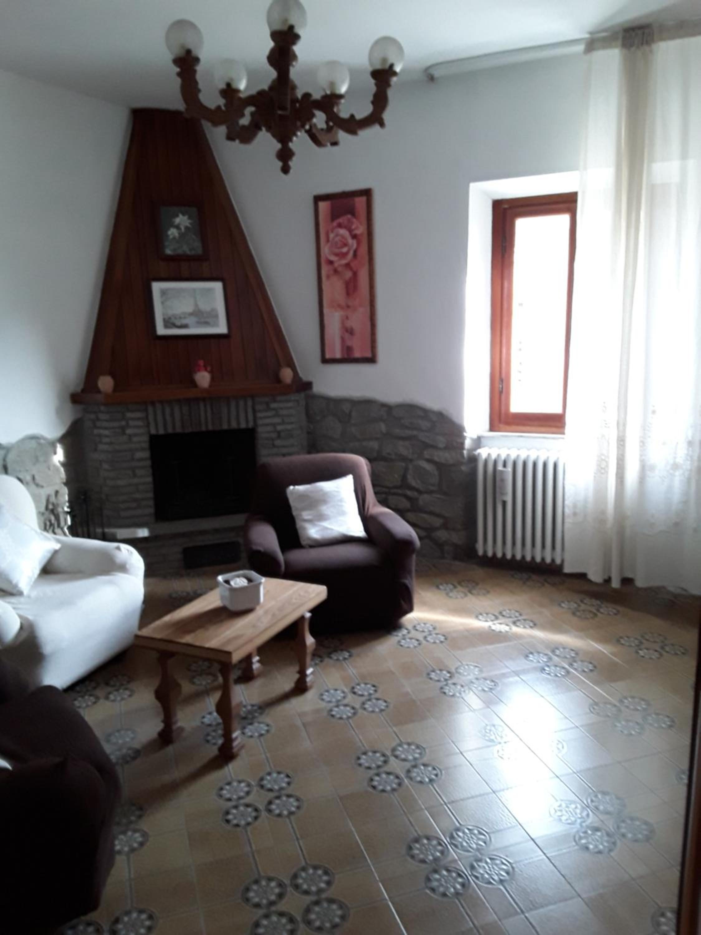 Three-Bedroom House - Photo 15