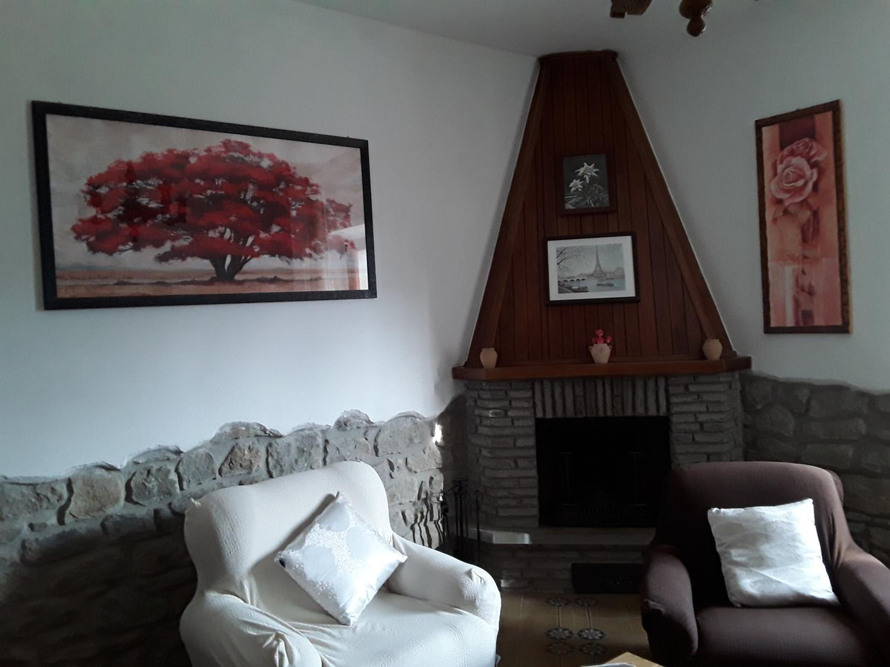 Three-Bedroom House - Photo 16