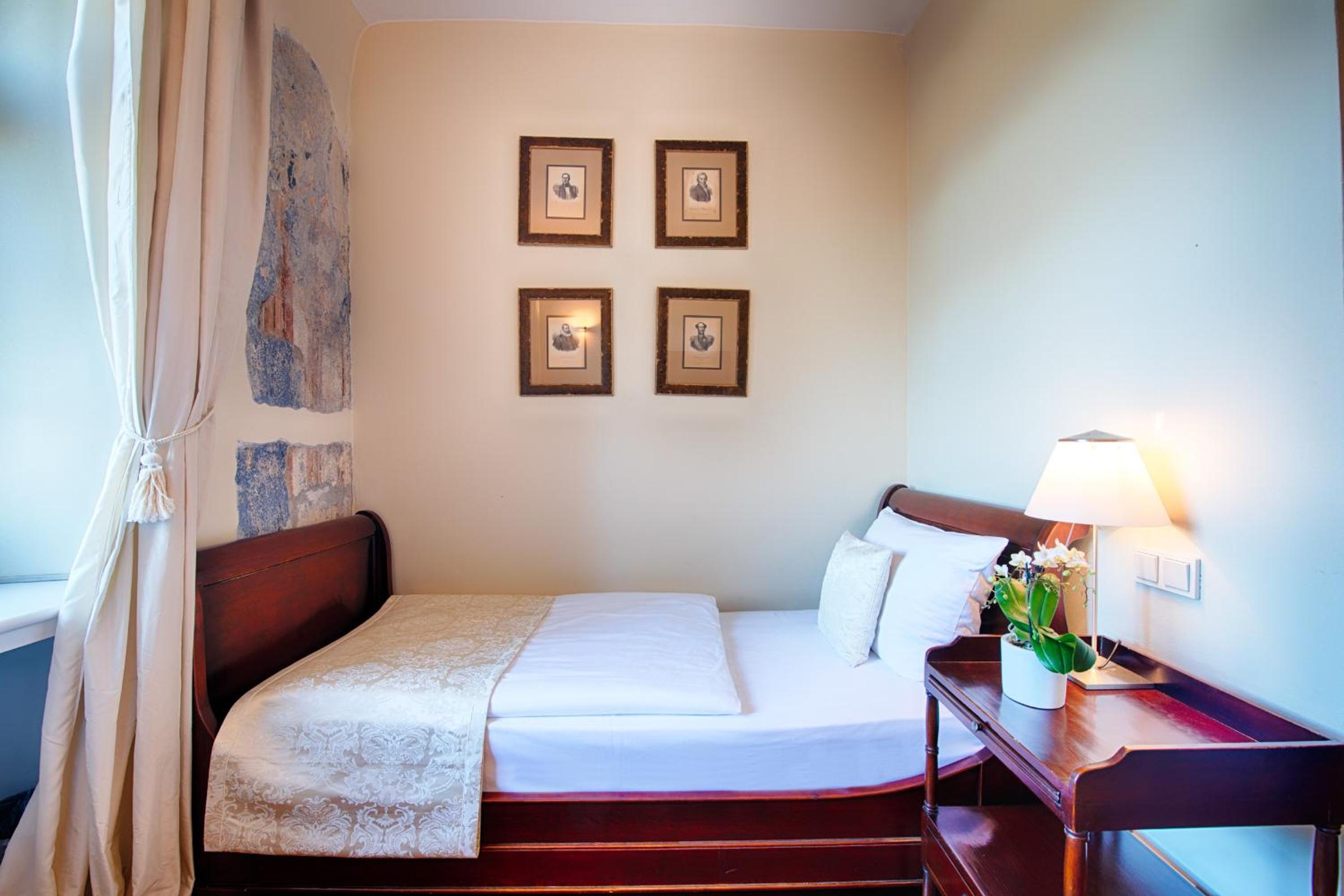 Single Room photo 1