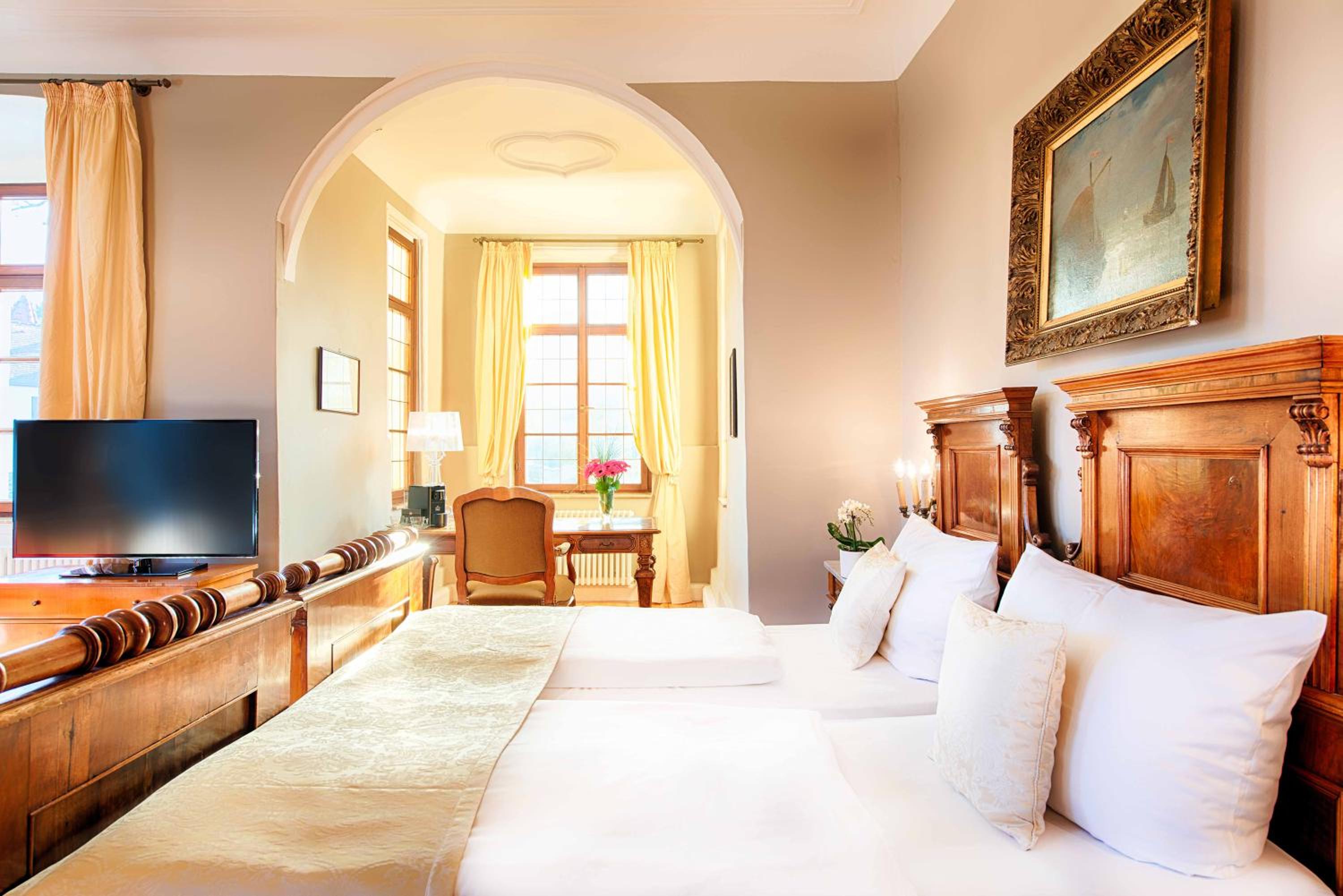 Junior Suite with Garden View photo 2