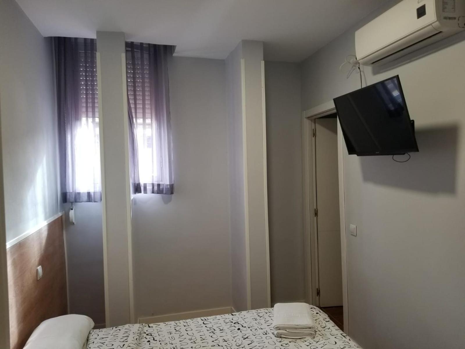 Deluxe Double Room - Photo 3