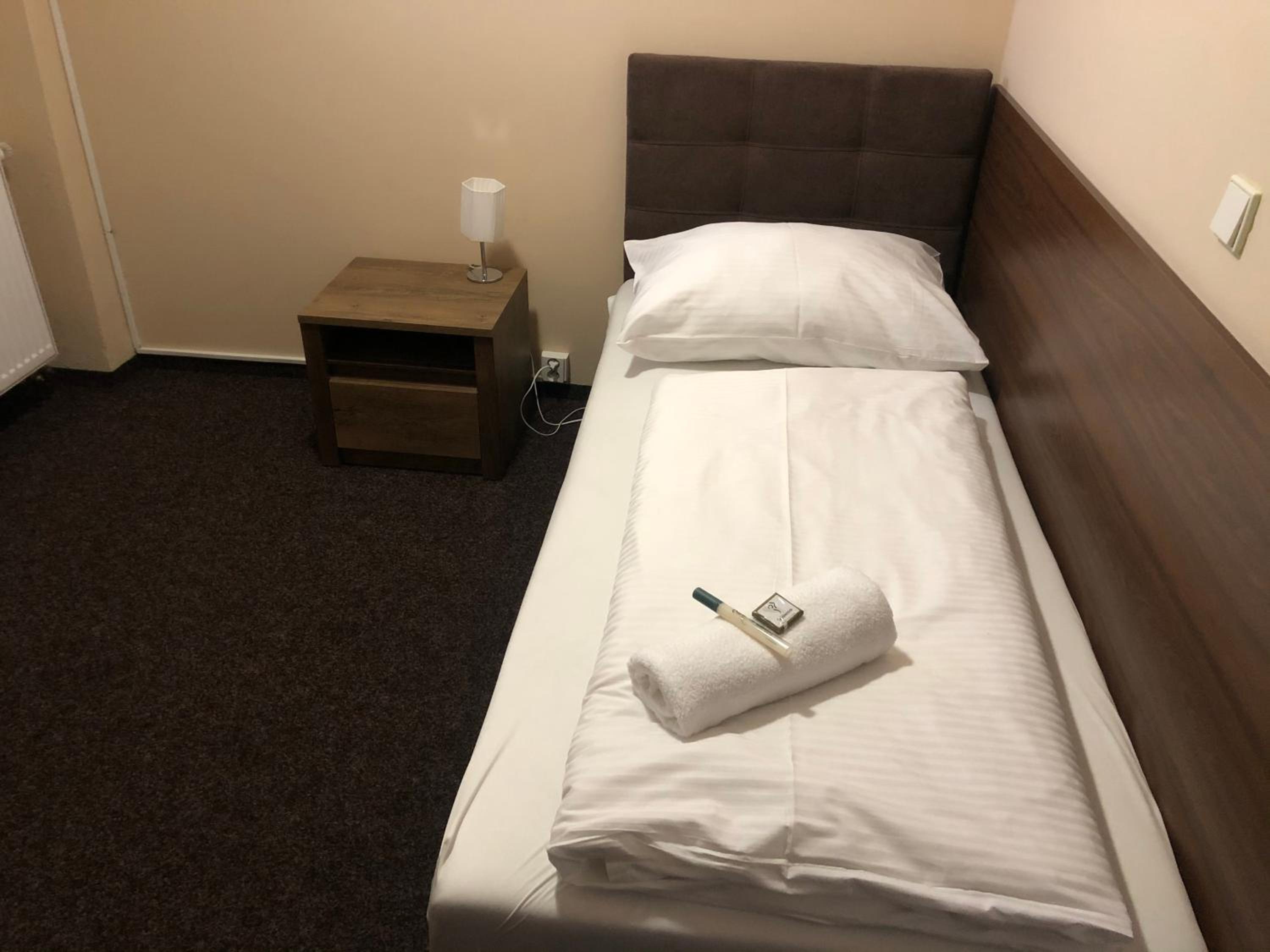 Single Room photo 1