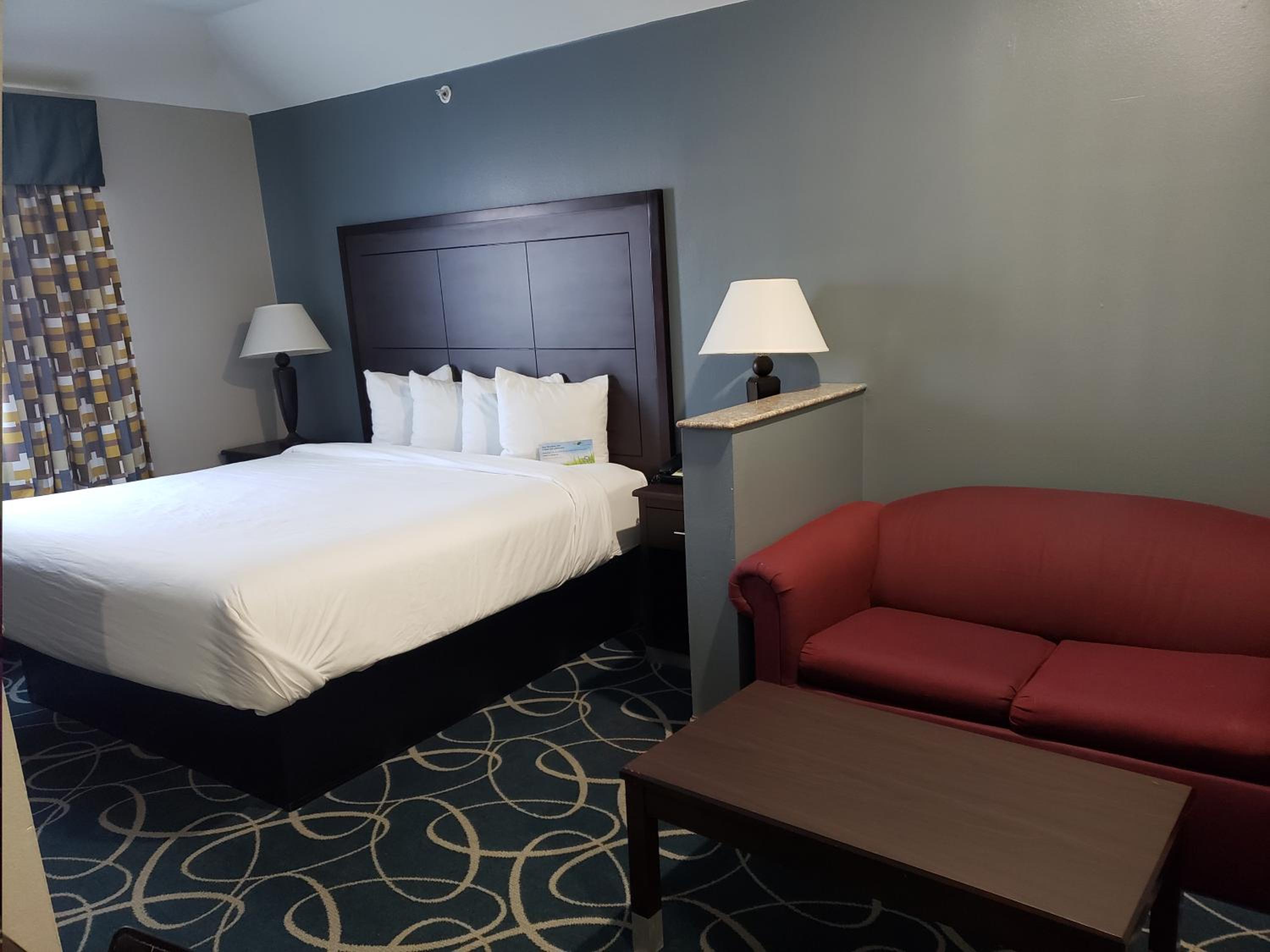 King Room - Non-Smoking - Photo 1