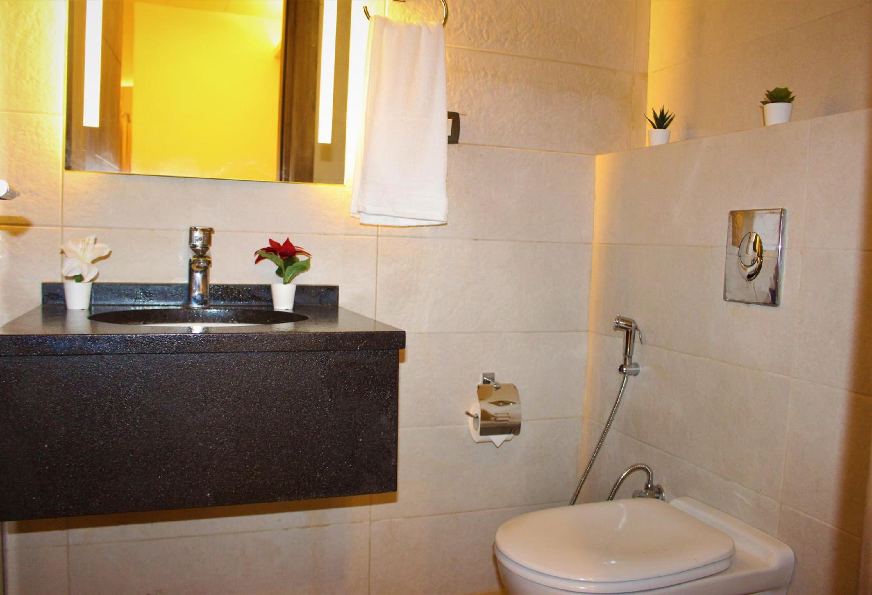 Standard Double Room - Photo 5