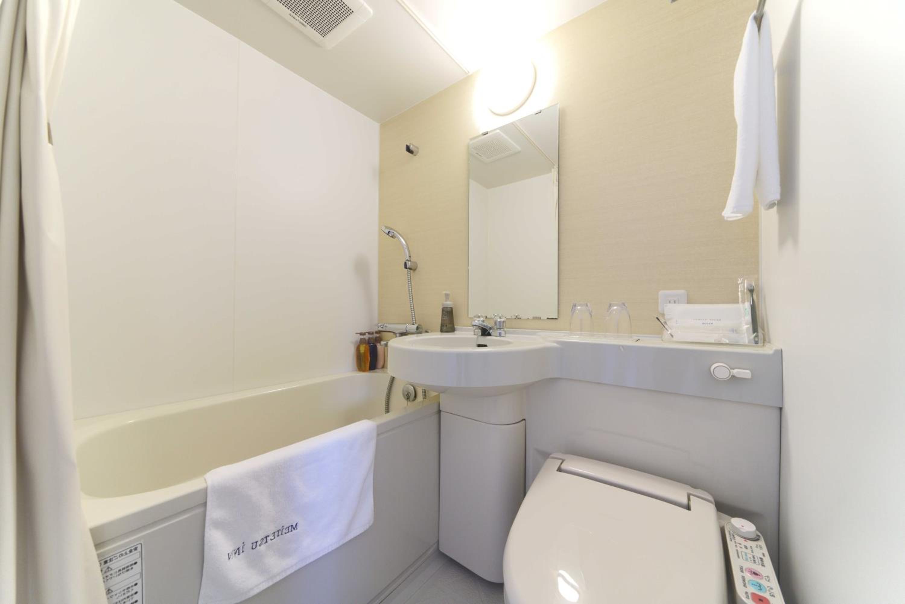 Standard Double Room B - Non-Smoking photo 3