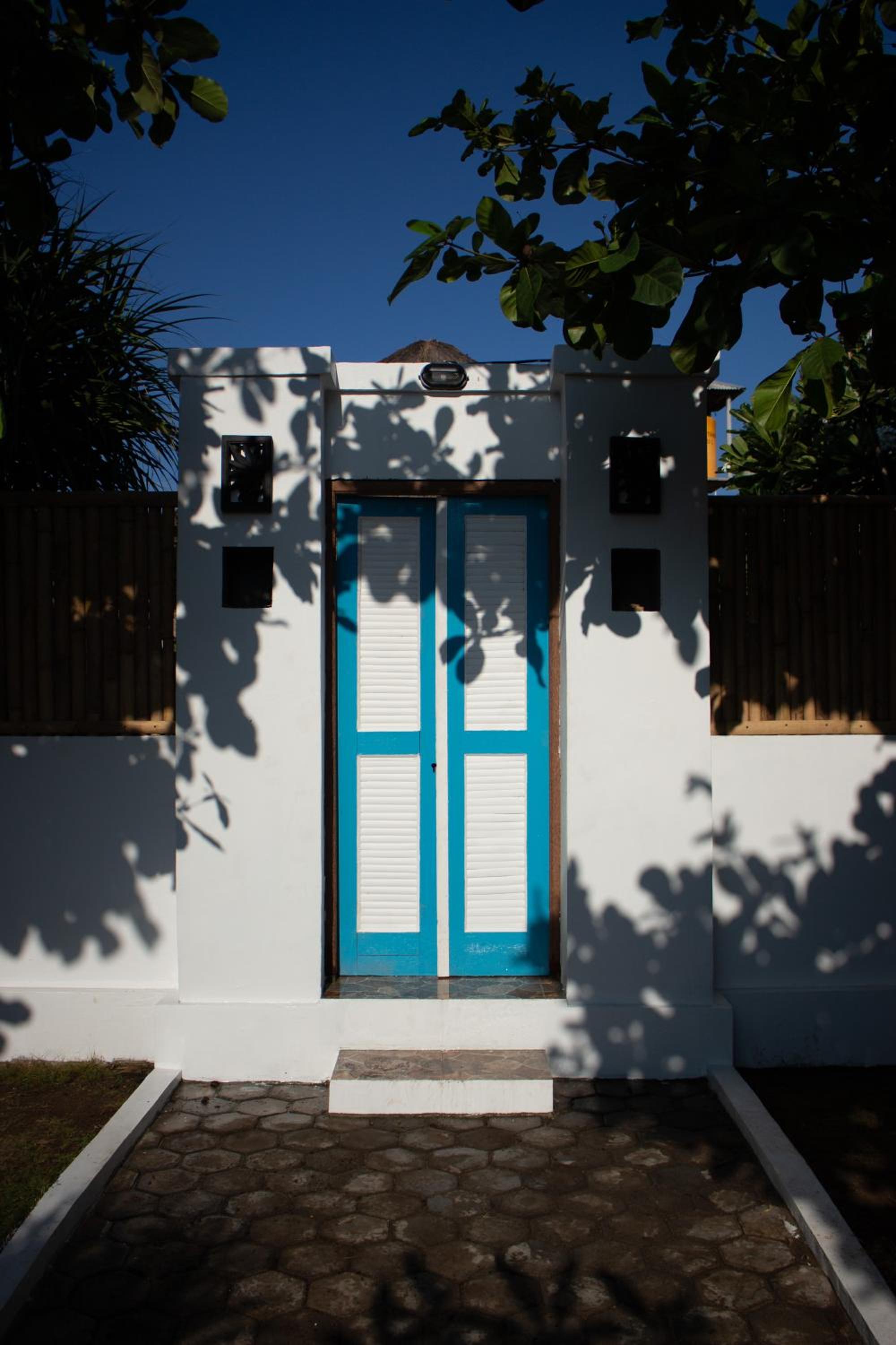 Deluxe Bungalow with Garden View photo 3