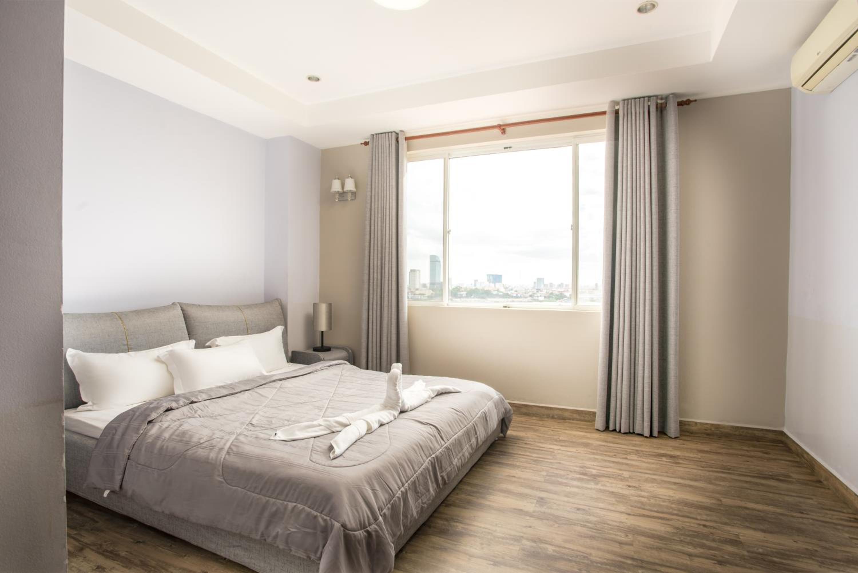 Three-Bedroom Apartment with View