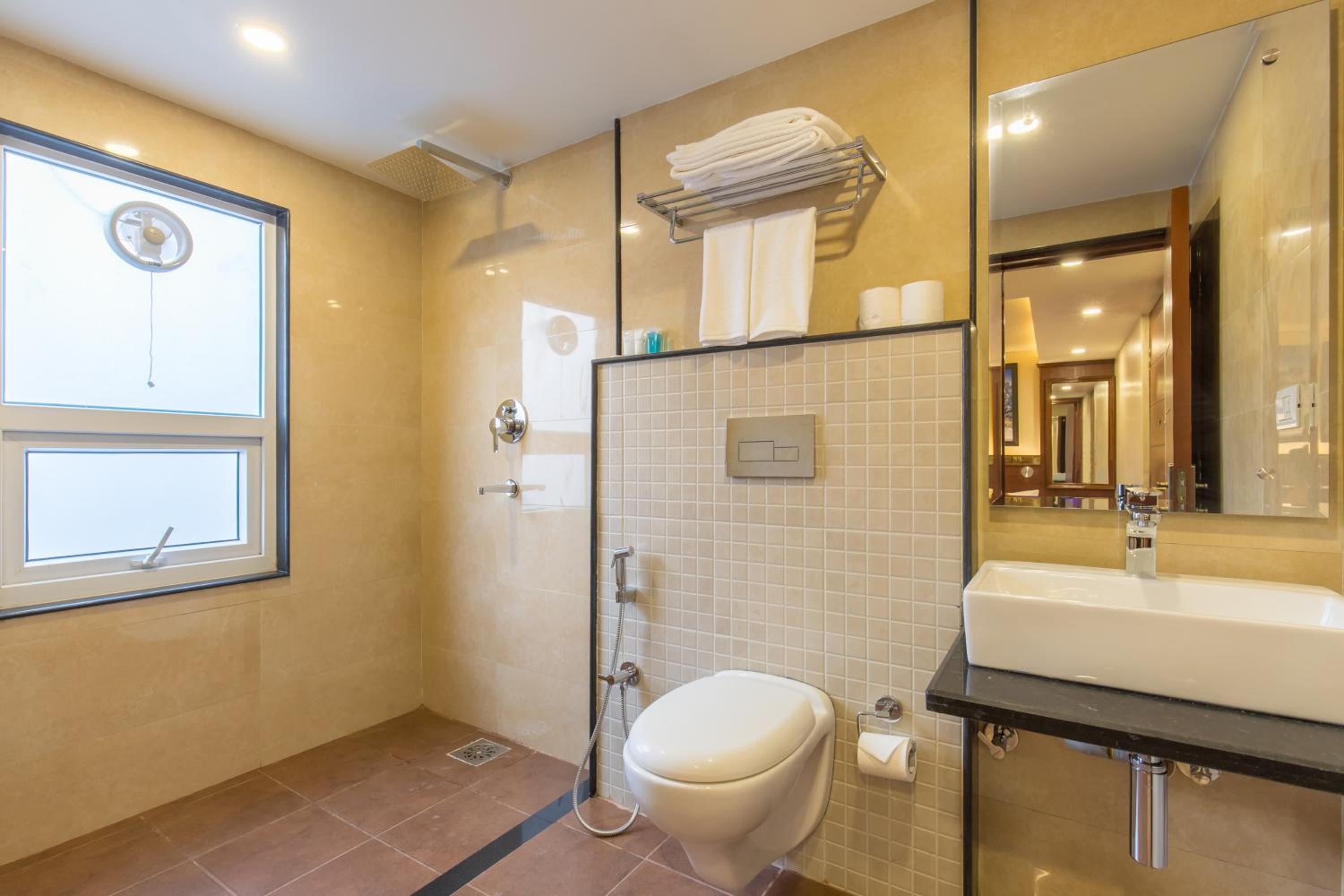 Deluxe Double Room - Free Airport Pickup - Photo 7